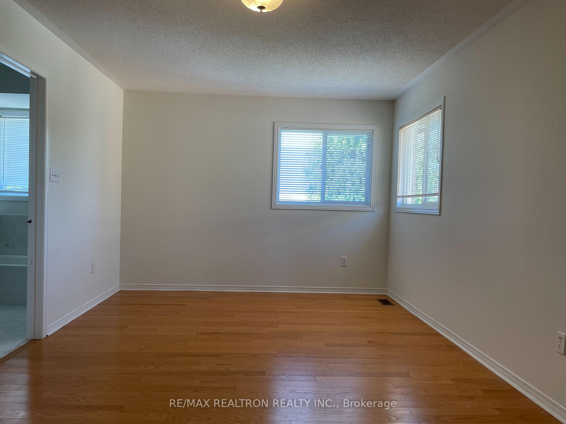Photo 14 of 123 Foxfield Crescent, Vaughan, Patterson — HOMEH