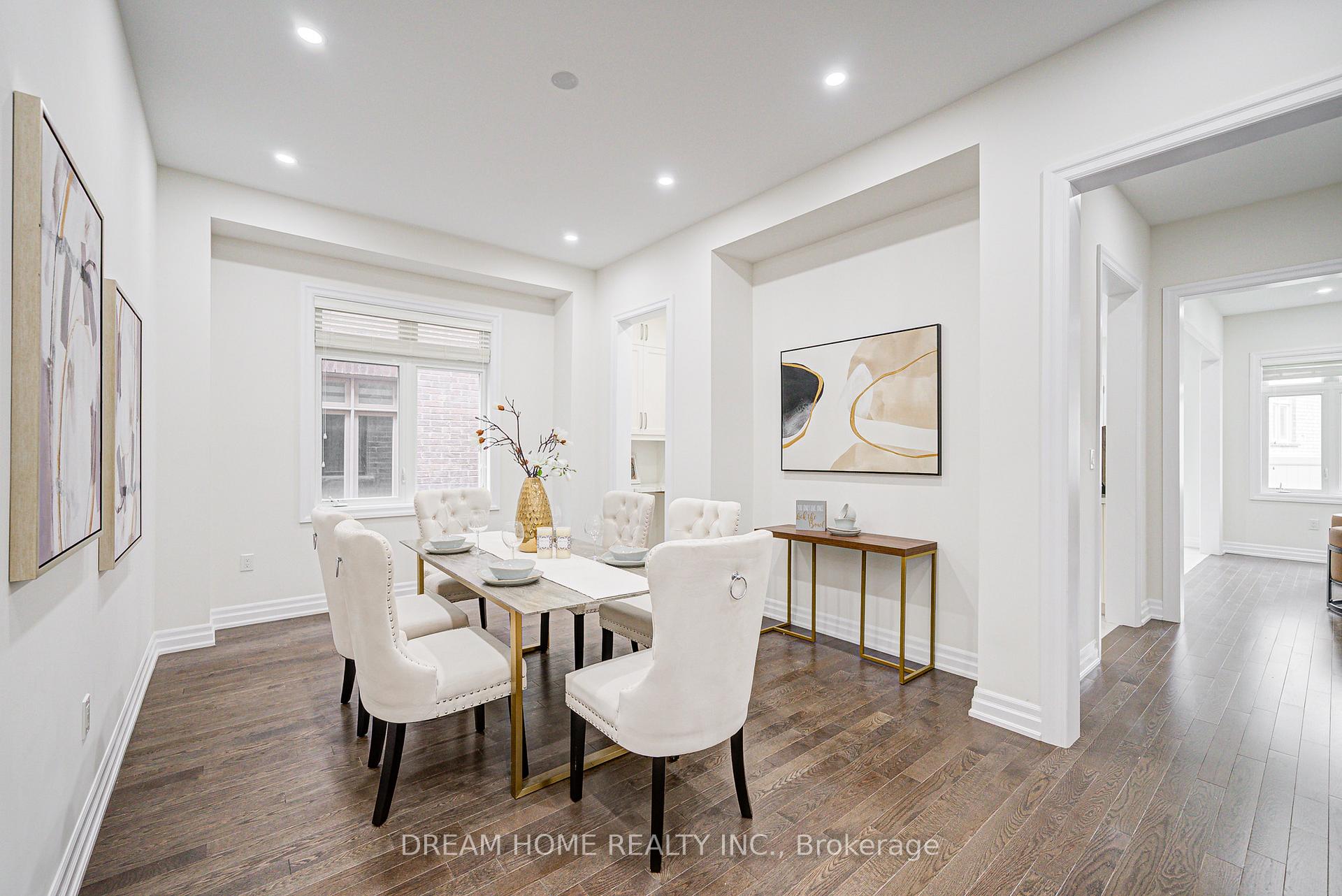 Photo 12 of 113 Botelho Circle, Aurora, Bayview Southeast — HOMEH