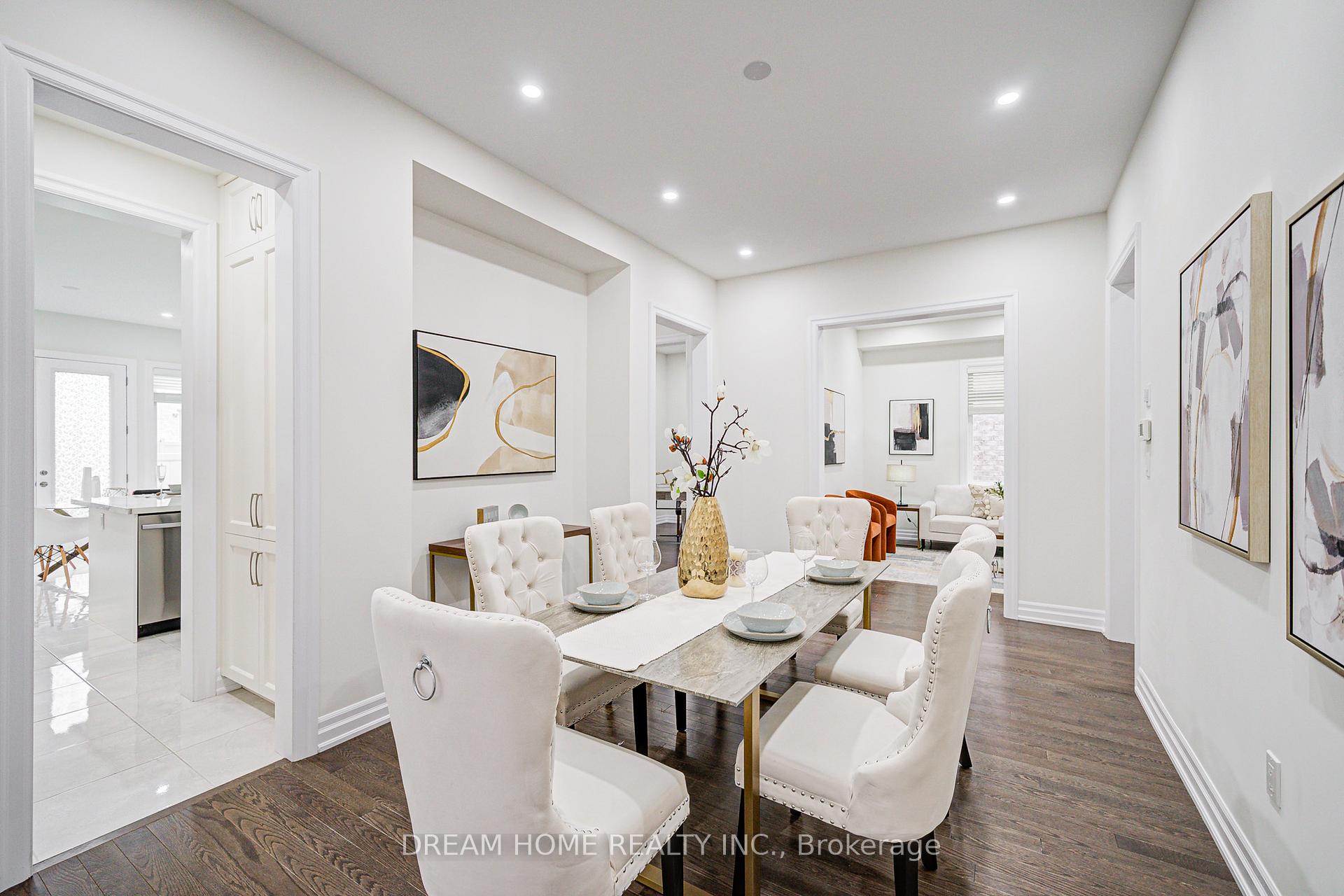 Photo 11 of 113 Botelho Circle, Aurora, Bayview Southeast — HOMEH