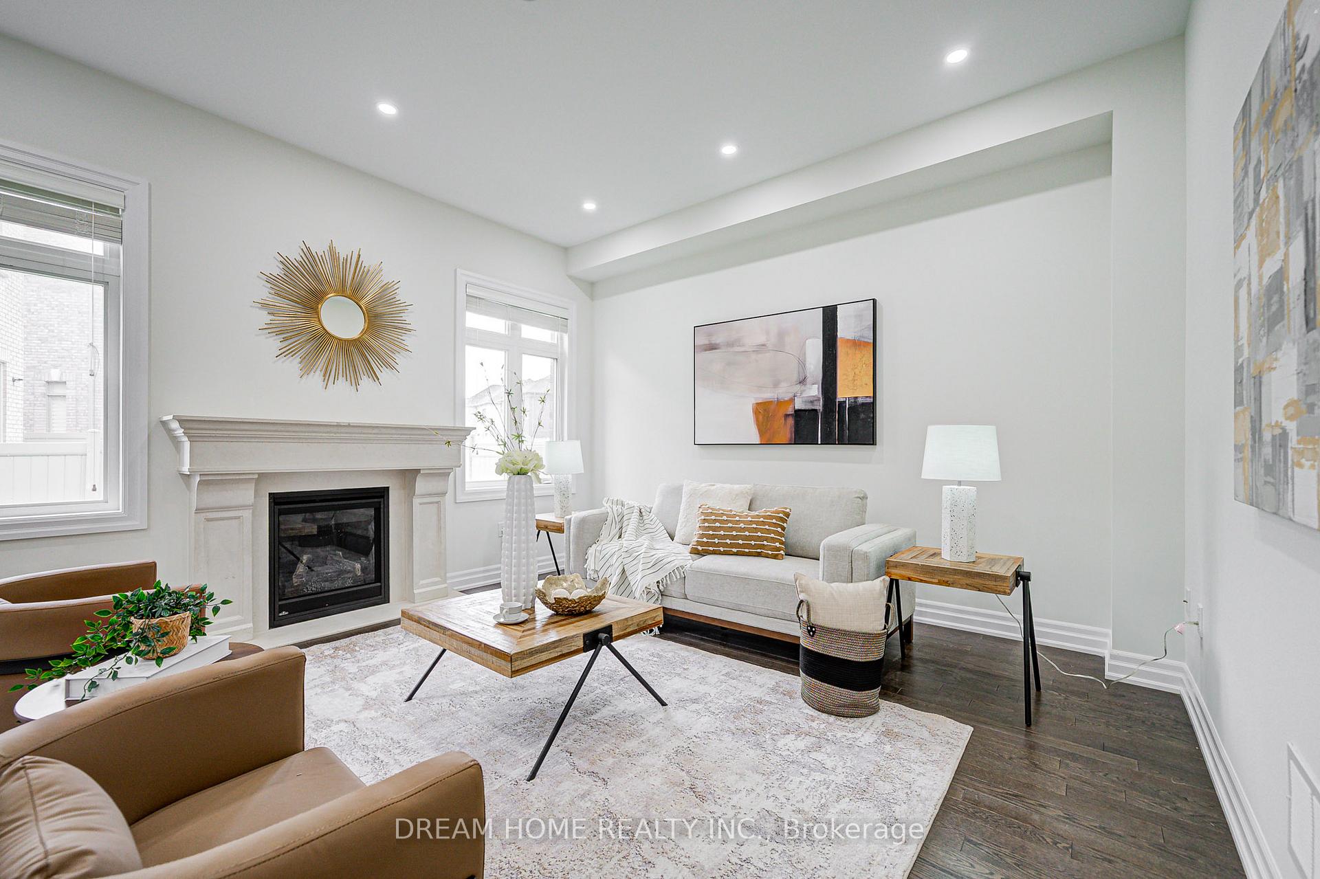 Photo 20 of 113 Botelho Circle, Aurora, Bayview Southeast — HOMEH