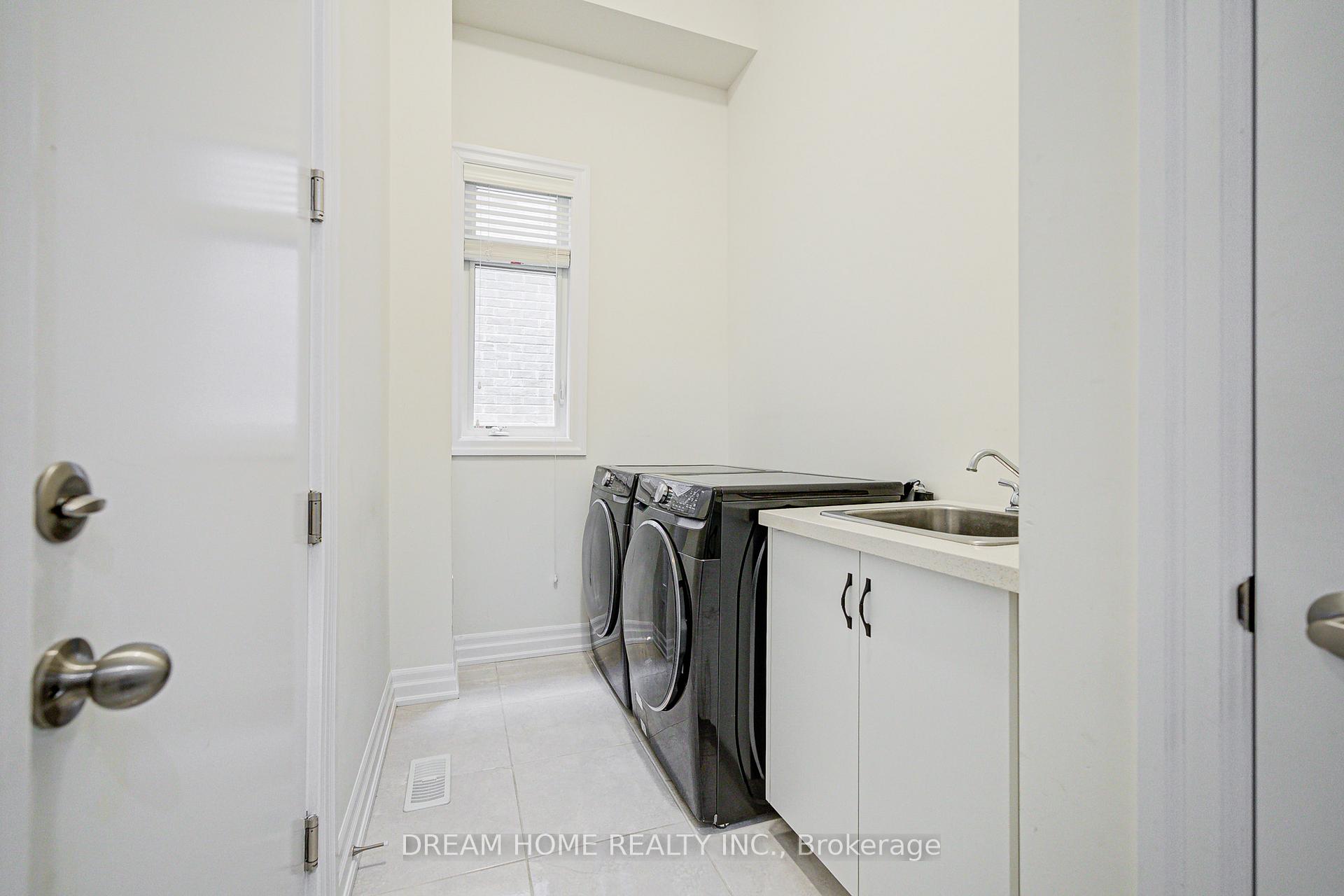 Photo 23 of 113 Botelho Circle, Aurora, Bayview Southeast — HOMEH