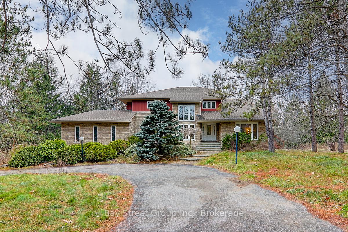 Photo 1 of 8 Bristol Sands Crescent, Uxbridge, Rural Uxbridge — HOMEH