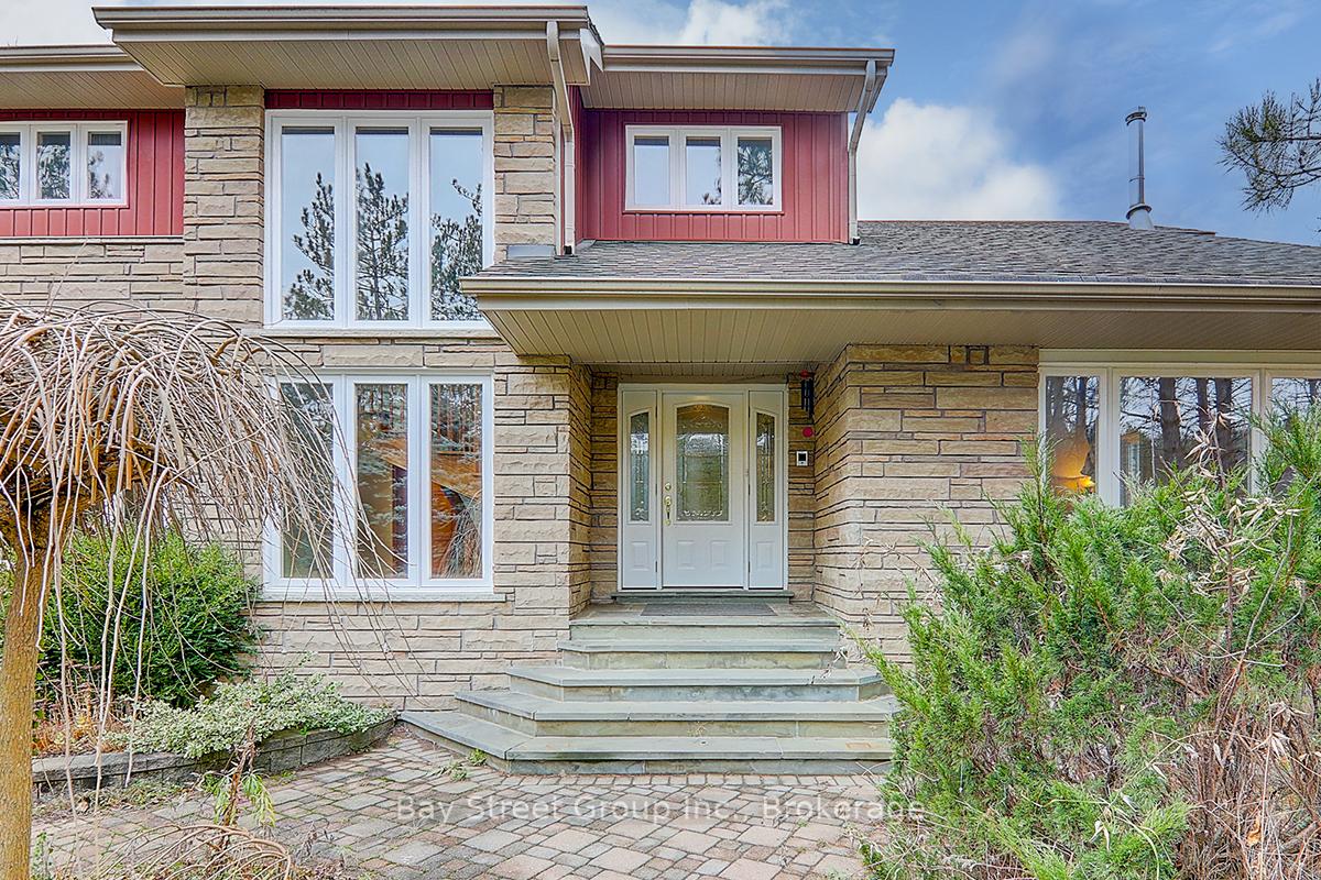 Photo 3 of 8 Bristol Sands Crescent, Uxbridge, Rural Uxbridge — HOMEH