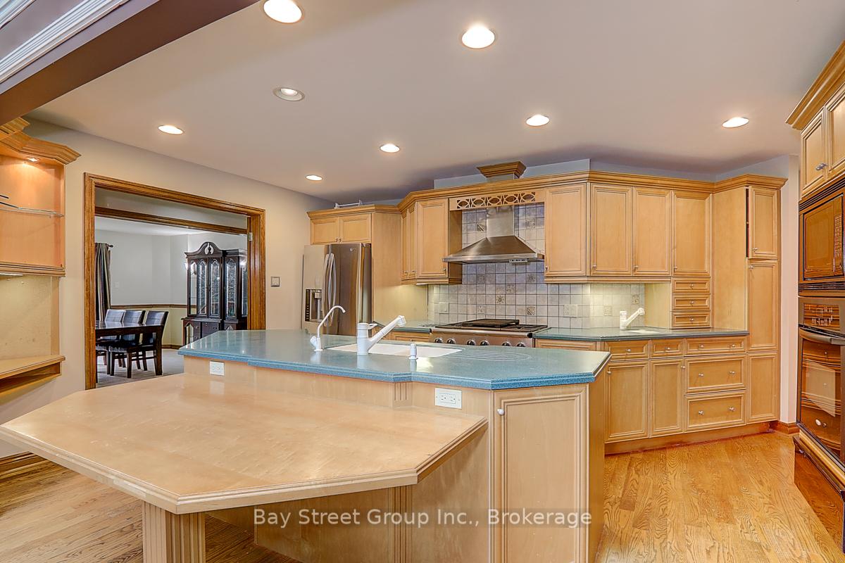 Photo 12 of 8 Bristol Sands Crescent, Uxbridge, Rural Uxbridge — HOMEH