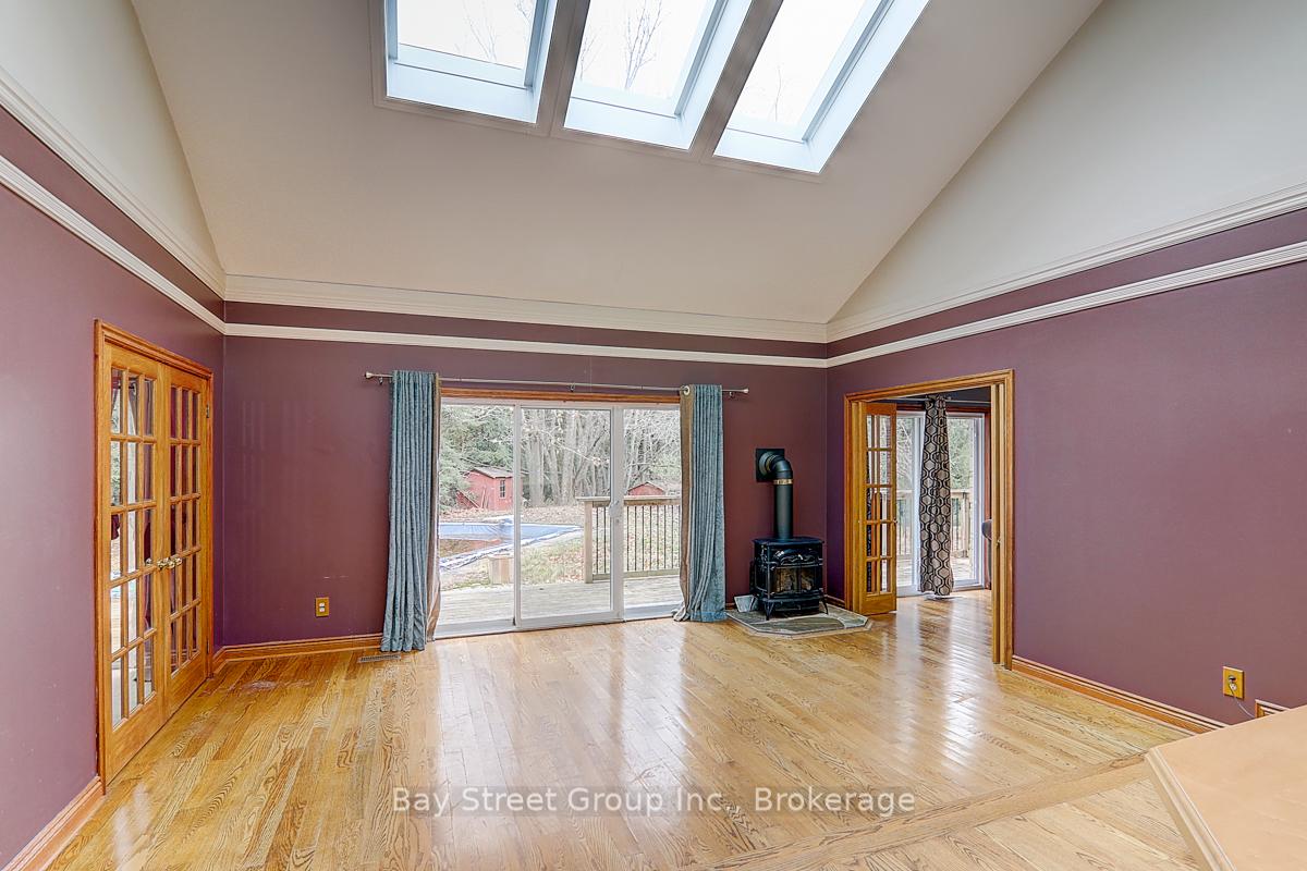 Photo 16 of 8 Bristol Sands Crescent, Uxbridge, Rural Uxbridge — HOMEH