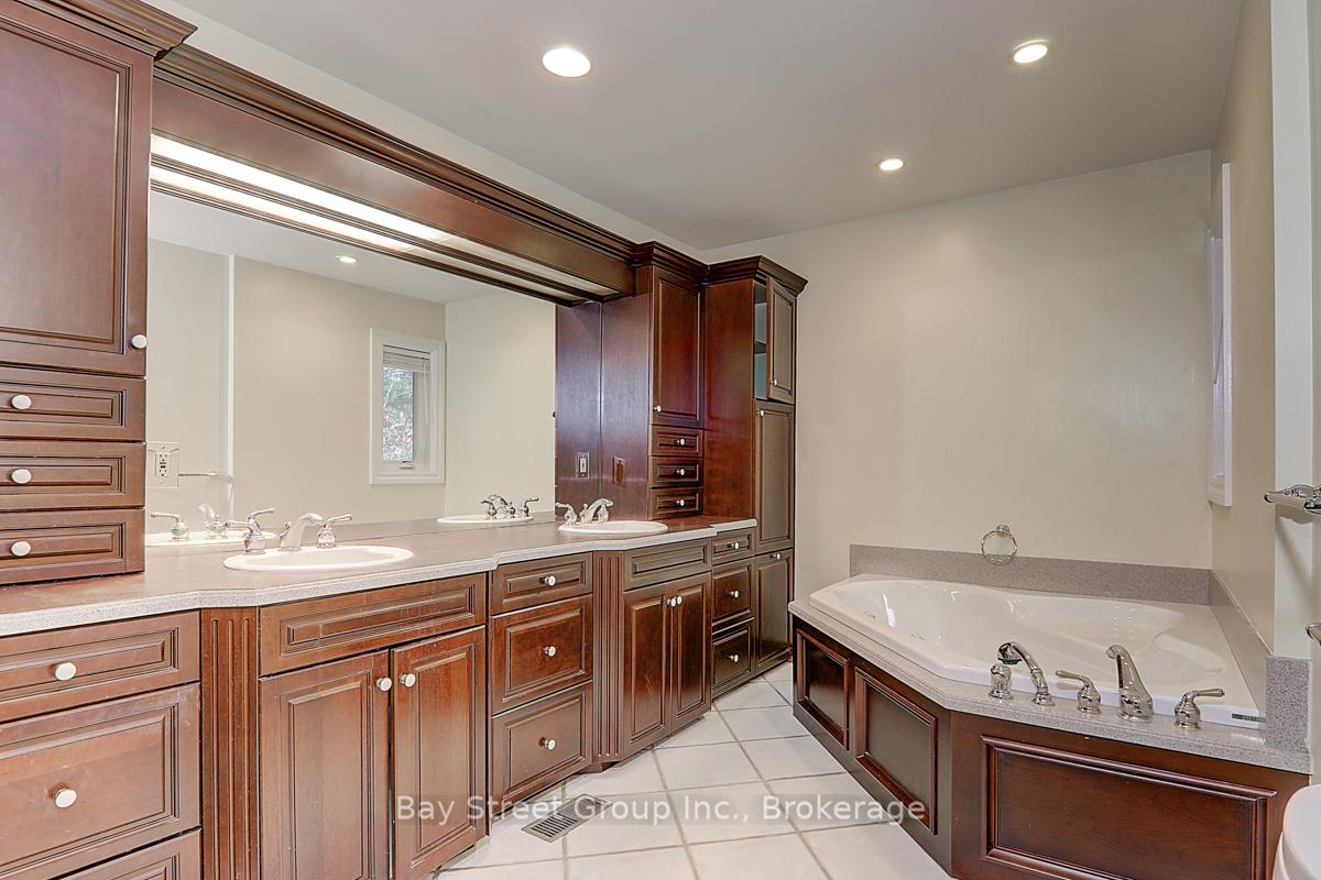 Photo 19 of 8 Bristol Sands Crescent, Uxbridge, Rural Uxbridge — HOMEH