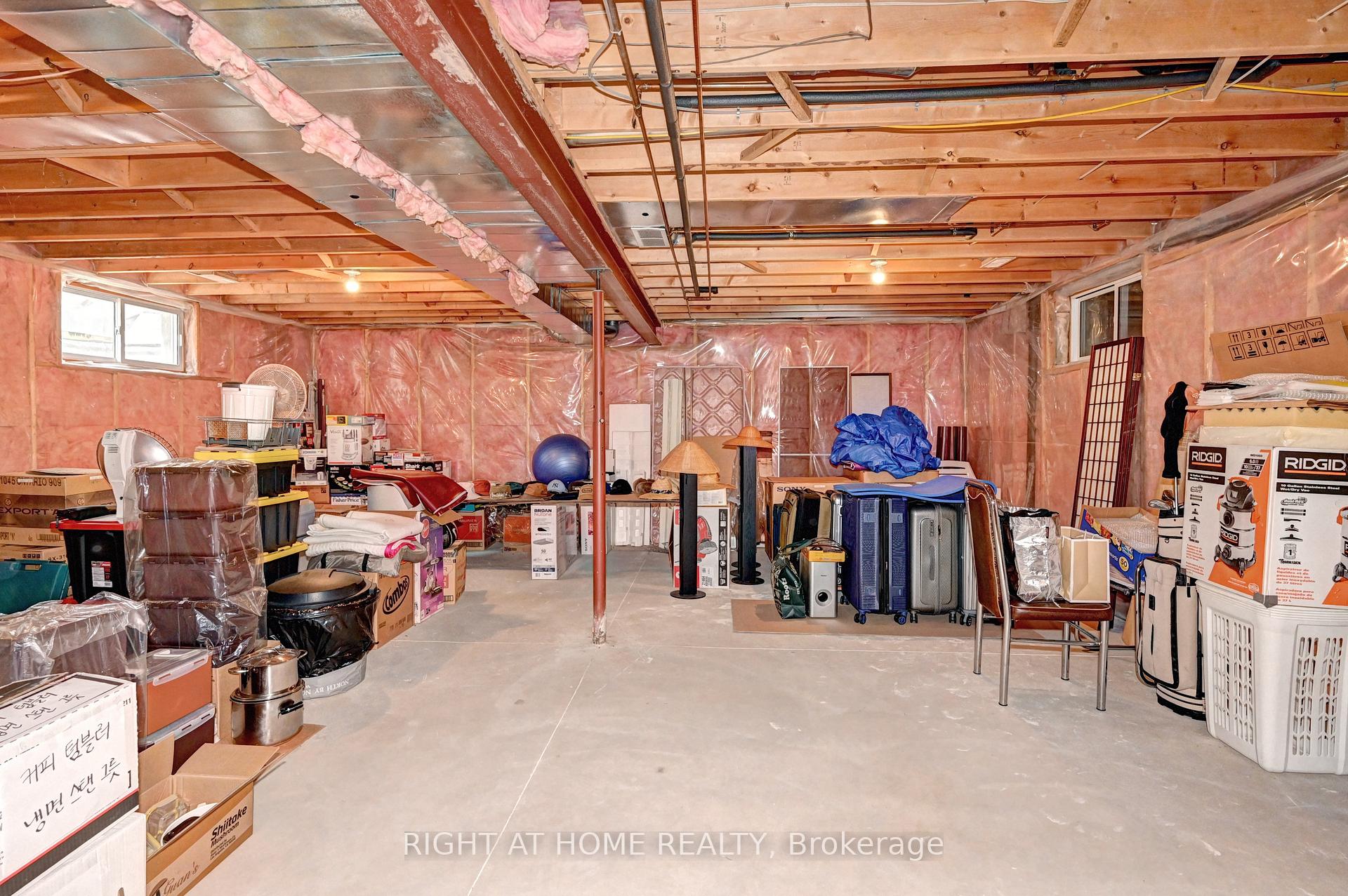 Photo 36 of 436 Dansbury Drive, Waterloo — HOMEH