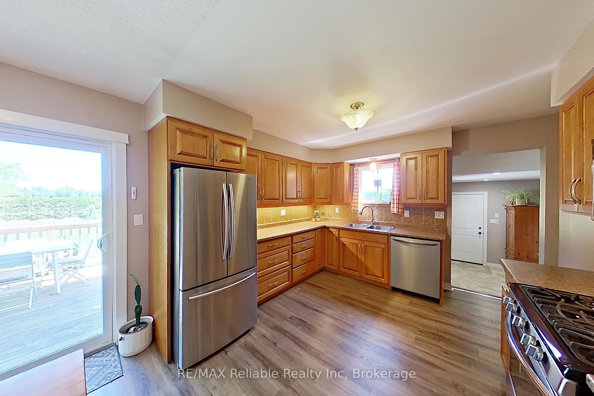 Photo 19 of 33774 Maple Court, Bluewater, Stanley — HOMEH