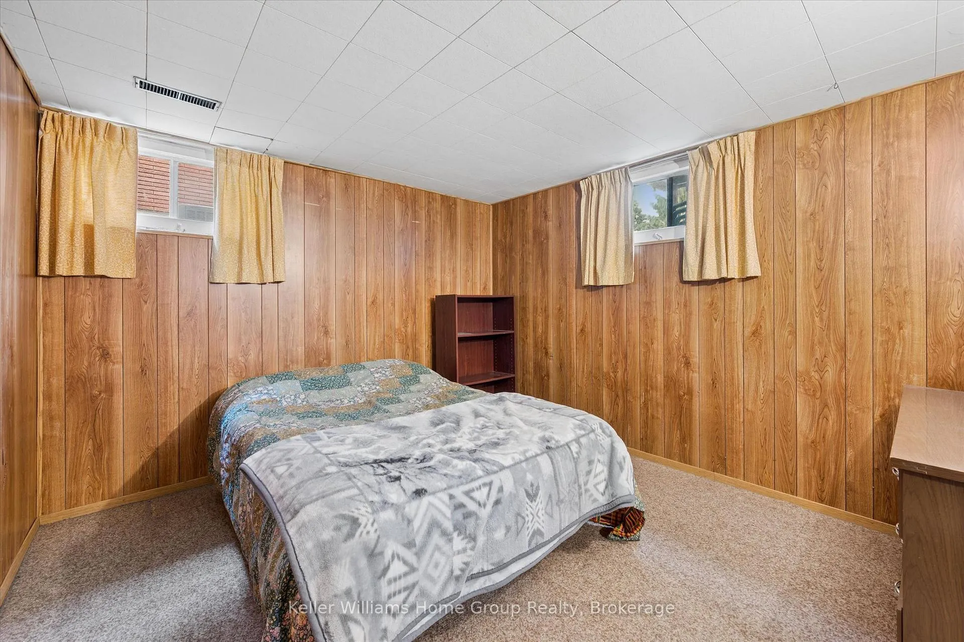 Photo 27 of 28 Normandy Drive, Guelph, St. George's — HOMEH
