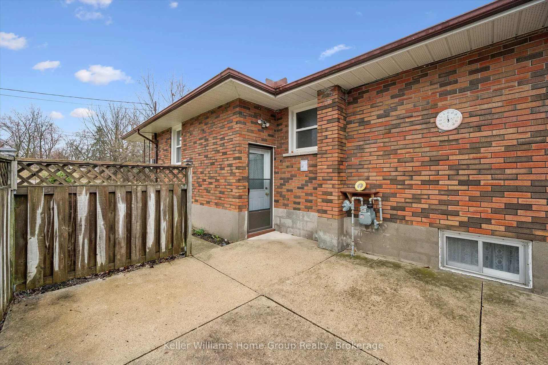 Photo 31 of 28 Normandy Drive, Guelph, St. George's — HOMEH