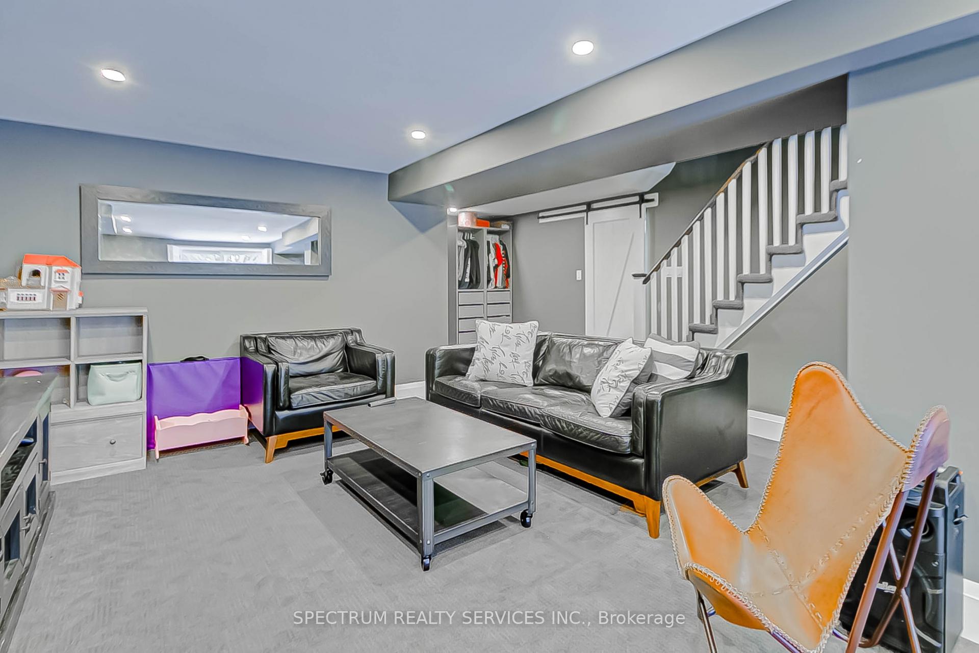 Photo 8 of 15 Marion Drive, Uxbridge — HOMEH