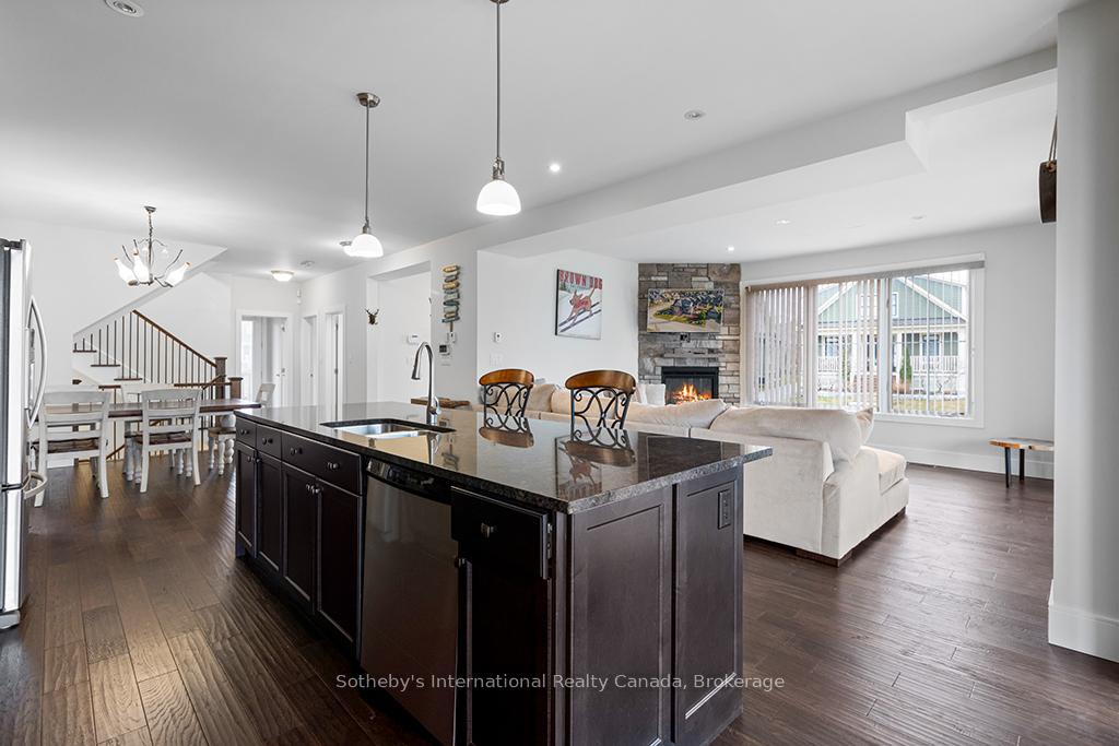 Photo 11 of 107 Snow Apple Crescent, Blue Mountains — HOMEH