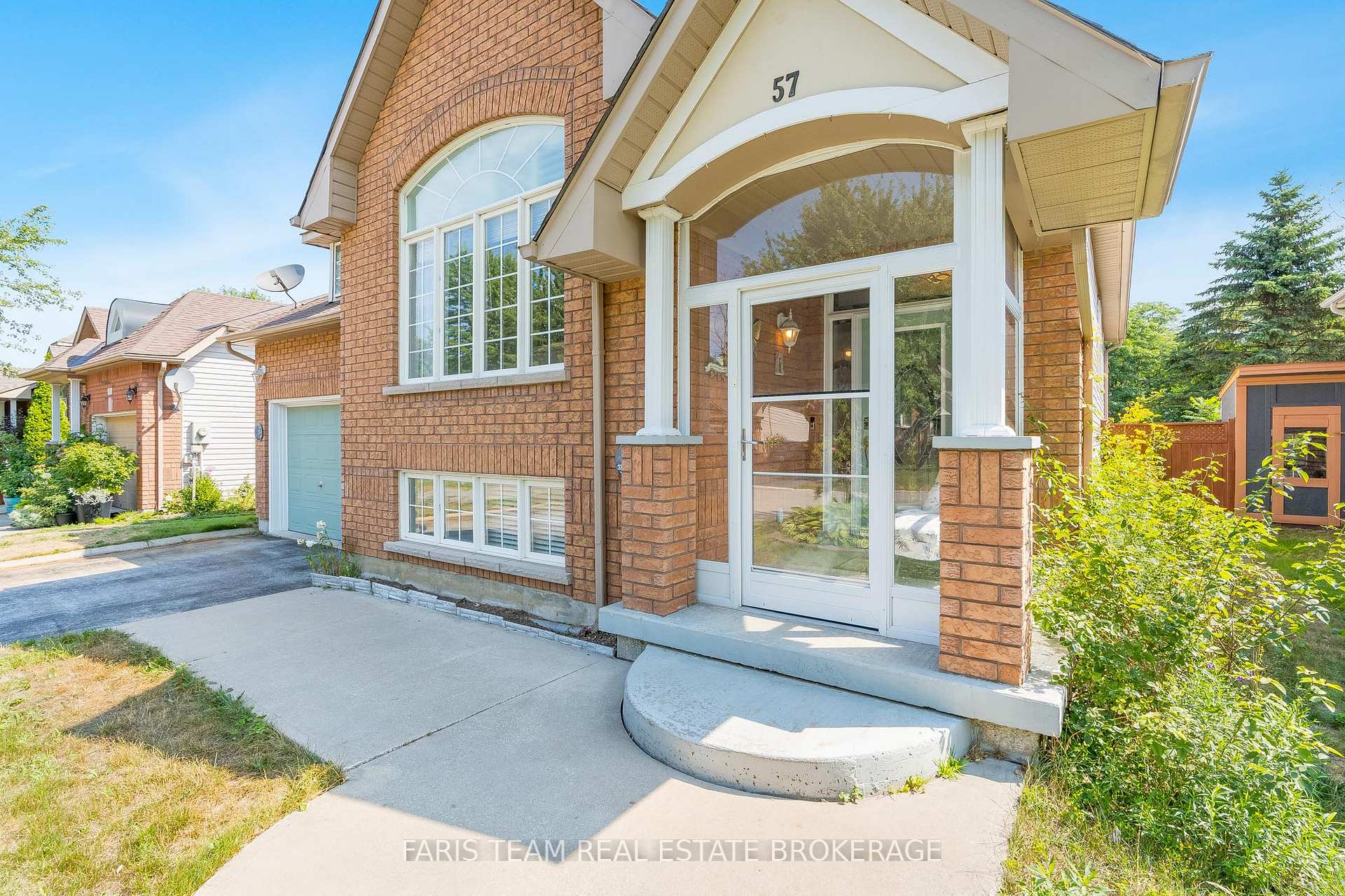 Photo 4 of 57 Rose Valley Way, Wasaga Beach — HOMEH