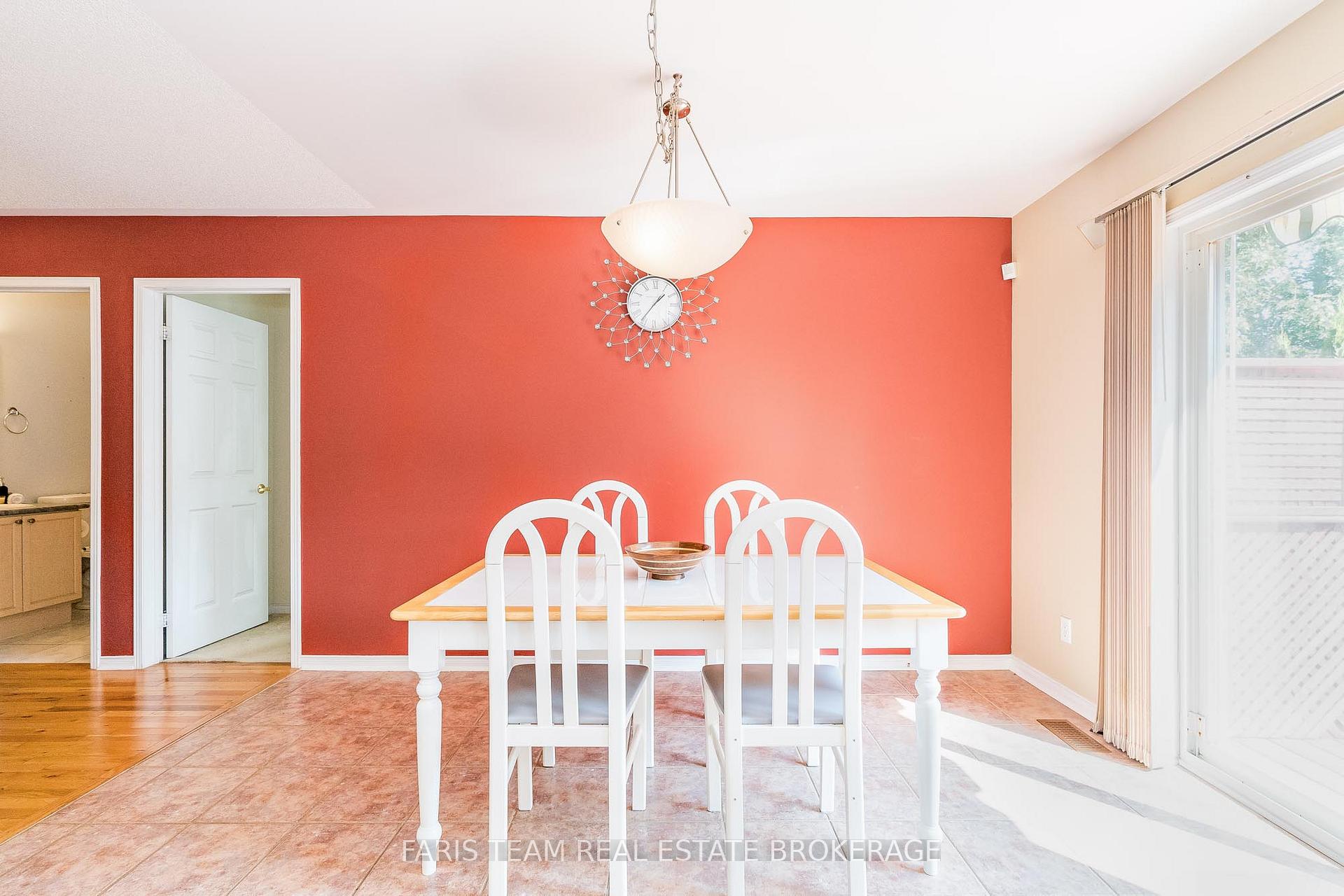 Photo 12 of 57 Rose Valley Way, Wasaga Beach — HOMEH