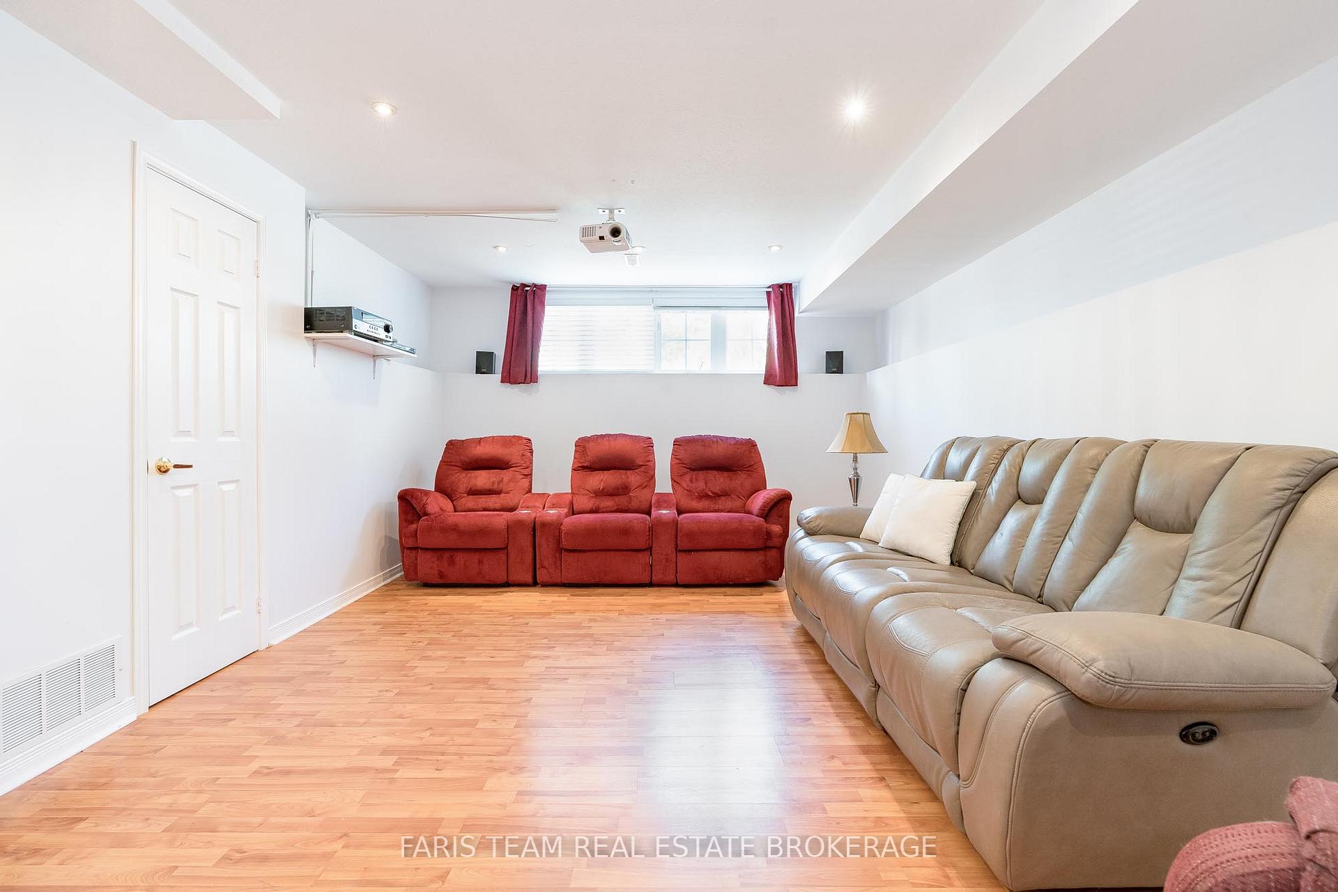 Photo 23 of 57 Rose Valley Way, Wasaga Beach — HOMEH