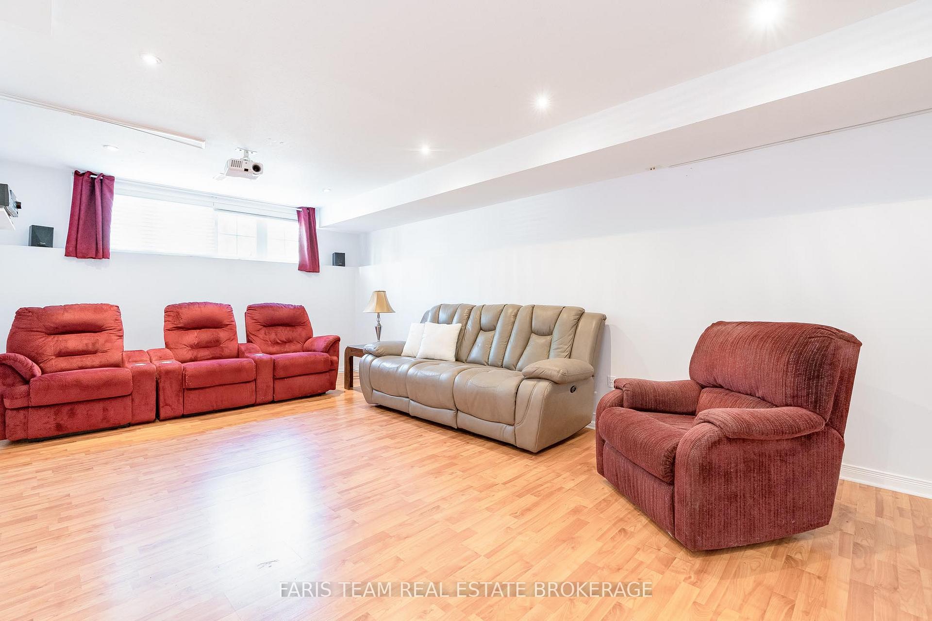 Photo 24 of 57 Rose Valley Way, Wasaga Beach — HOMEH