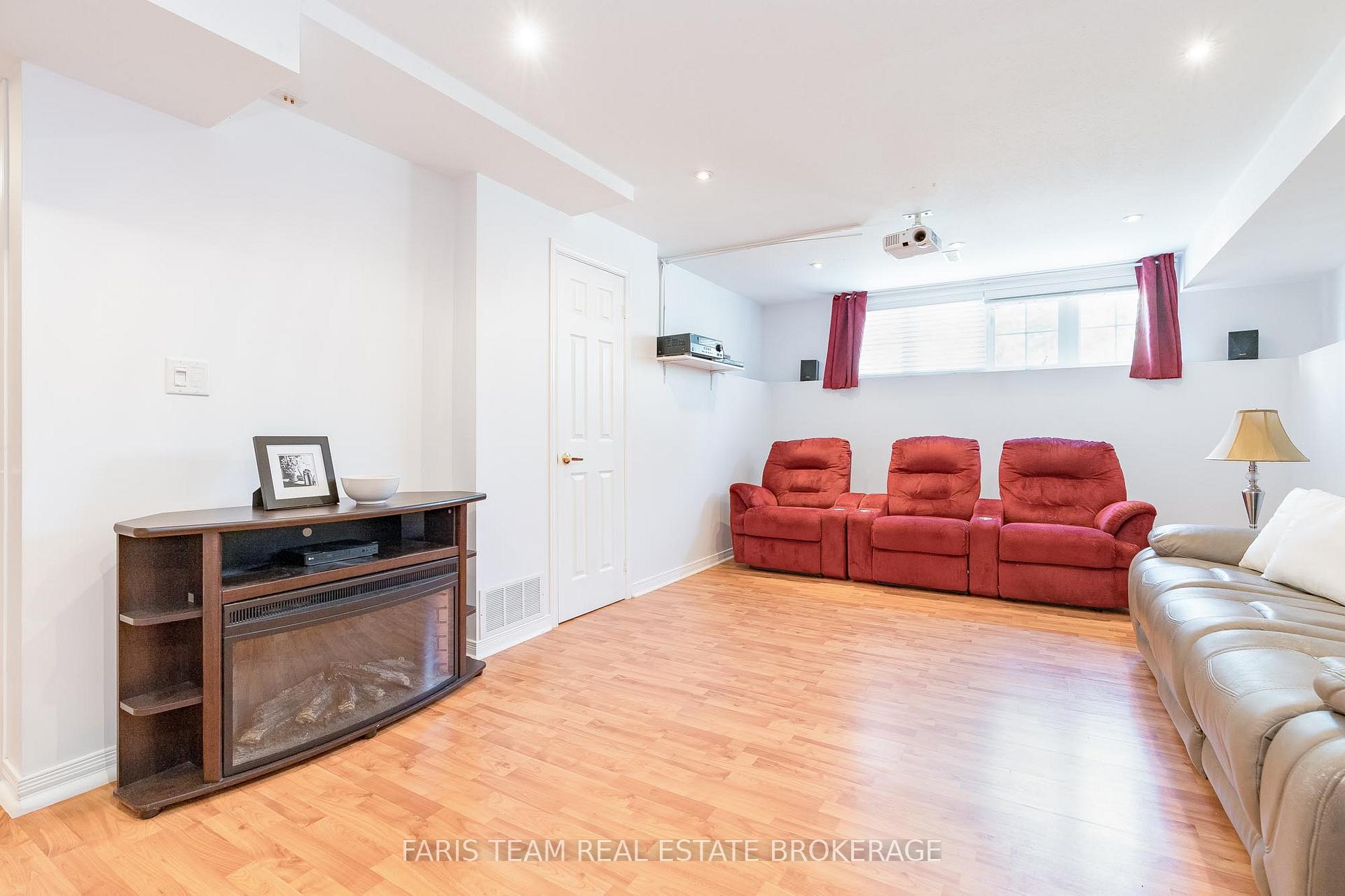 Photo 25 of 57 Rose Valley Way, Wasaga Beach — HOMEH