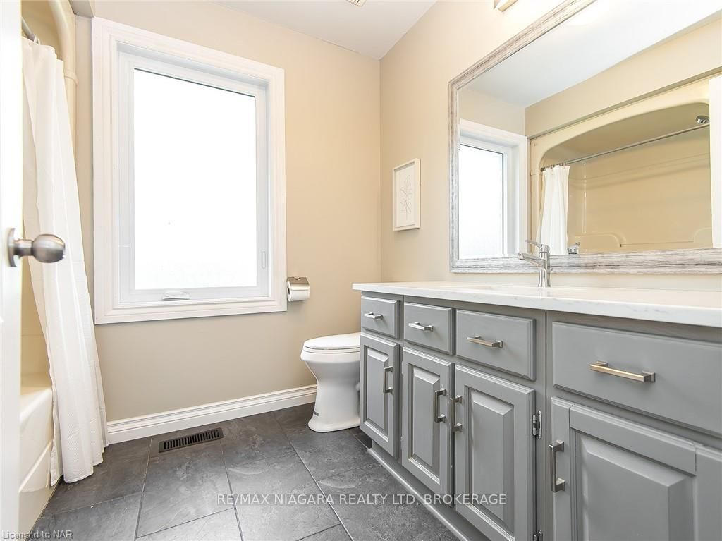 Photo 45 of 11553 3, Wainfleet, Marshville/Winger — HOMEH