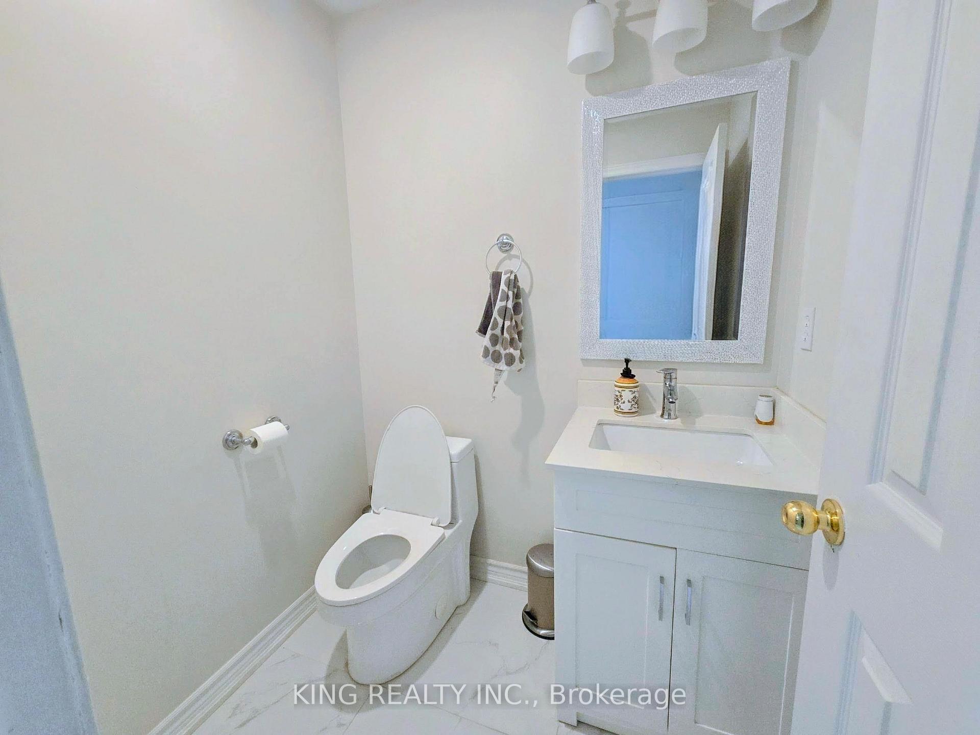Photo 11 of 131 Royal Appian Crescent, Vaughan, Patterson — HOMEH