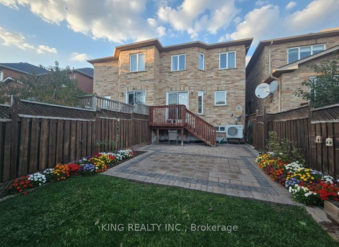 Photo 13 of 131 Royal Appian Crescent, Vaughan, Patterson — HOMEH