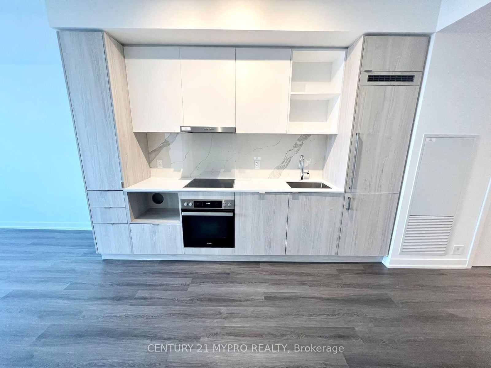 Photo 3 of Unit 6502, 138 Downes St, Toronto, Waterfront Communities — HOMEH