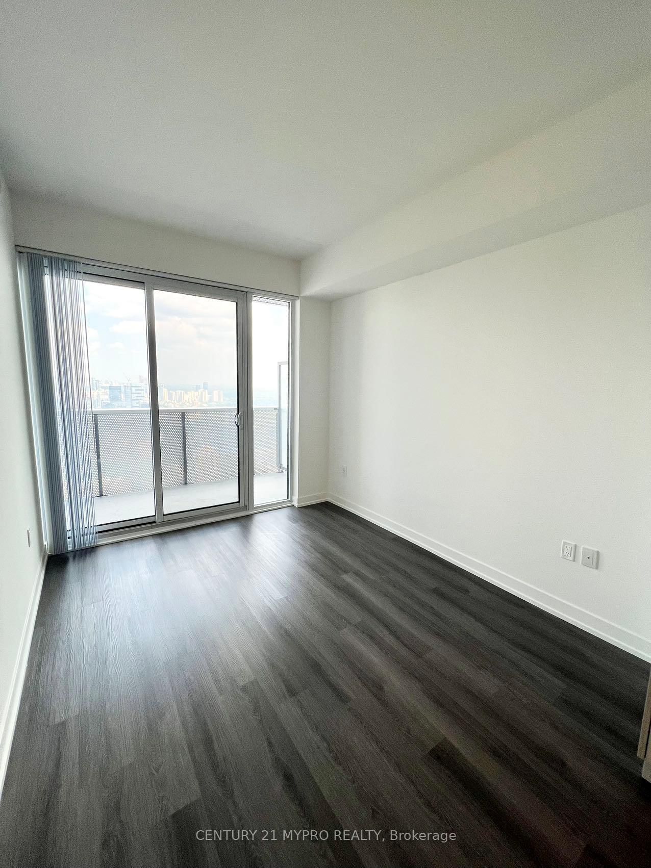Photo 4 of Unit 6502, 138 Downes St, Toronto, Waterfront Communities — HOMEH