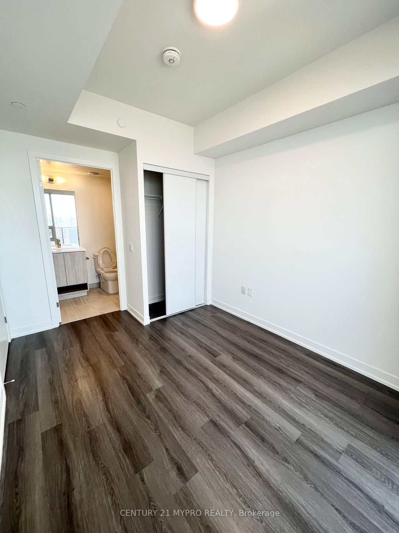Photo 9 of Unit 6502, 138 Downes St, Toronto, Waterfront Communities — HOMEH