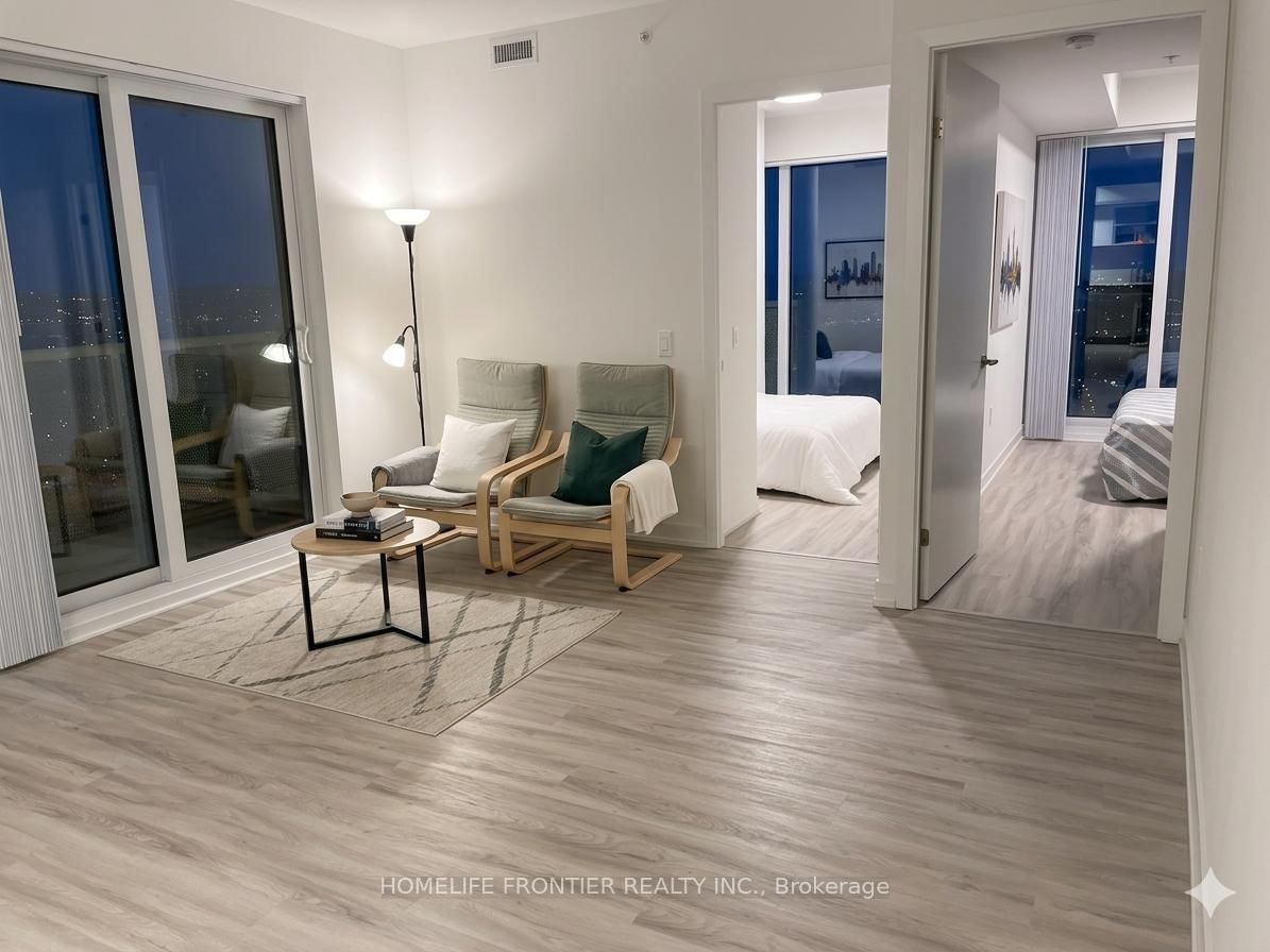 Photo 5 of Unit 4705, 55 Cooper St, Toronto, Waterfront Communities — HOMEH