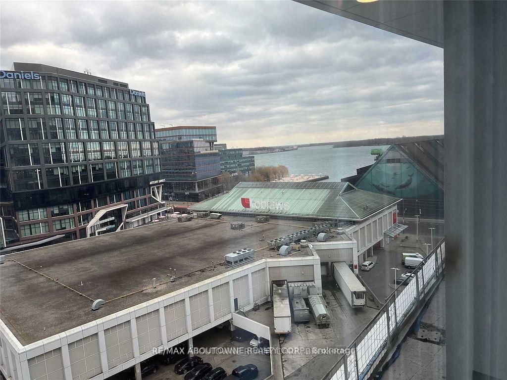 Photo 2 of Unit 1105, 138 Downes St, Toronto, Waterfront Communities — HOMEH