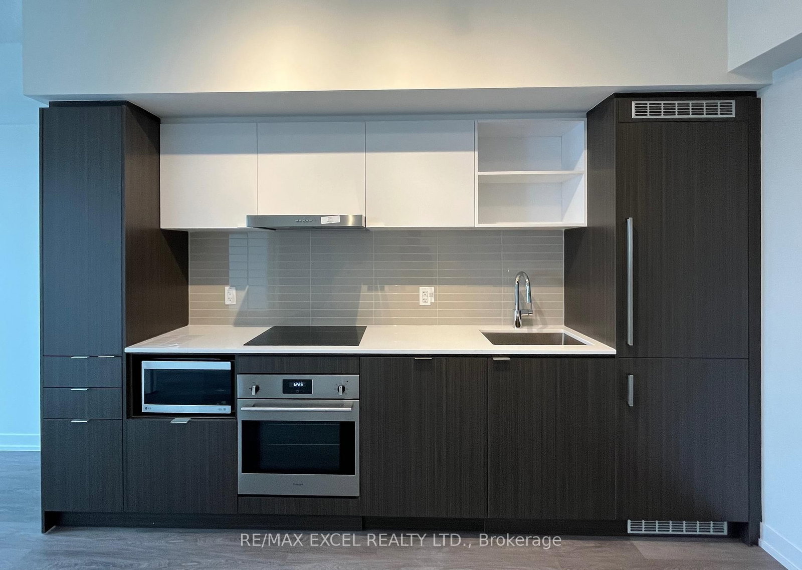 Photo 8 of Unit 4312, 55 Cooper St, Toronto, Waterfront Communities — HOMEH