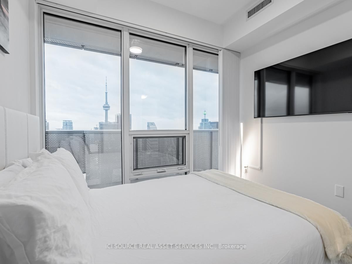Photo 5 of Unit 7311, 55 Cooper St, Toronto, Waterfront Communities — HOMEH