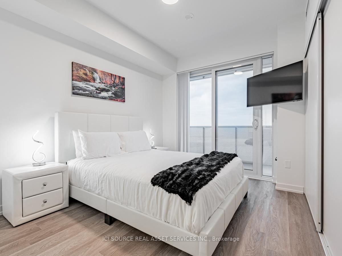 Photo 8 of Unit 7311, 55 Cooper St, Toronto, Waterfront Communities — HOMEH