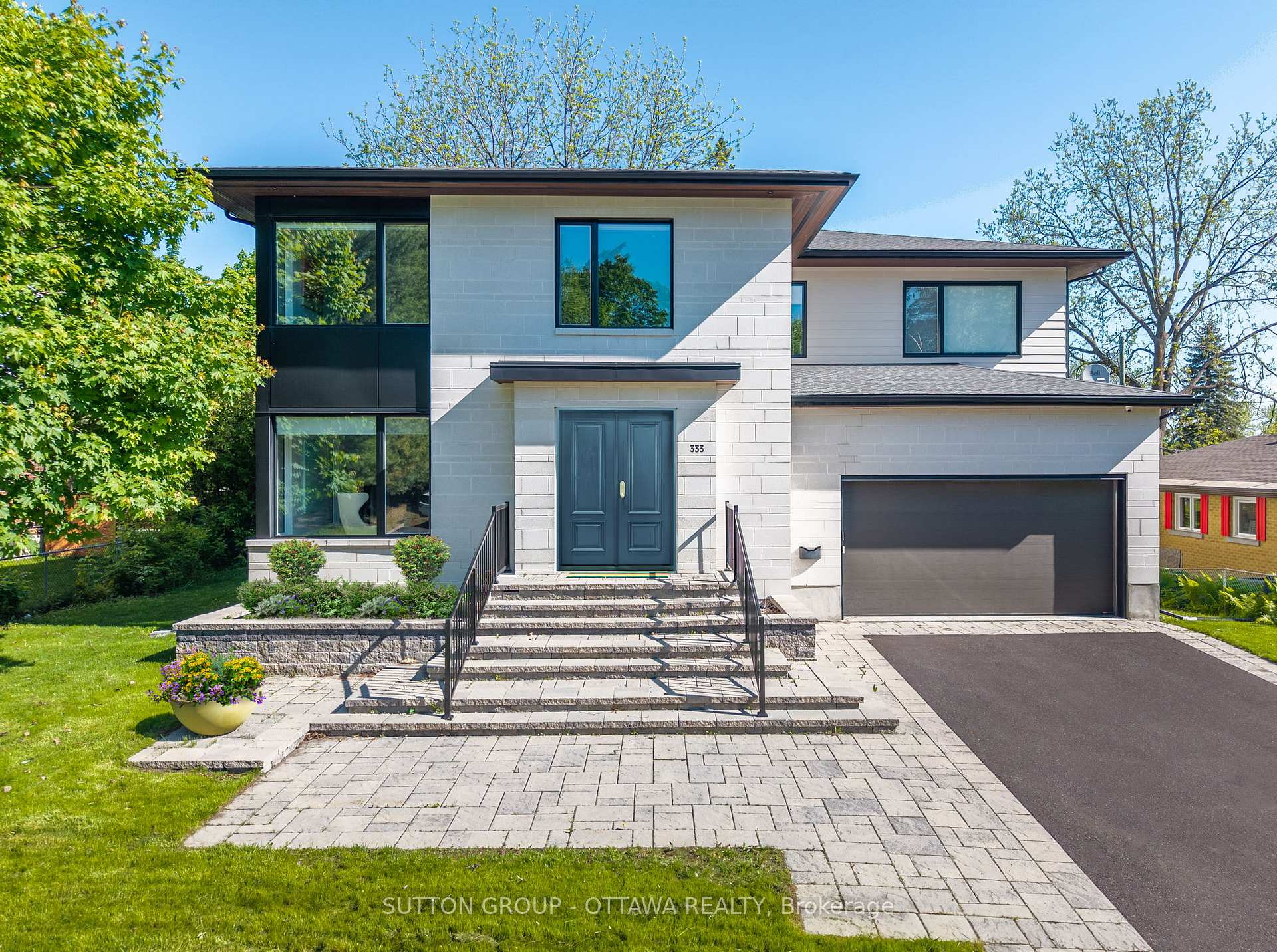 Photo 1 of 333 Summit Avenue W, Ottawa, Alta Vista/Faircrest Heights — HOMEH