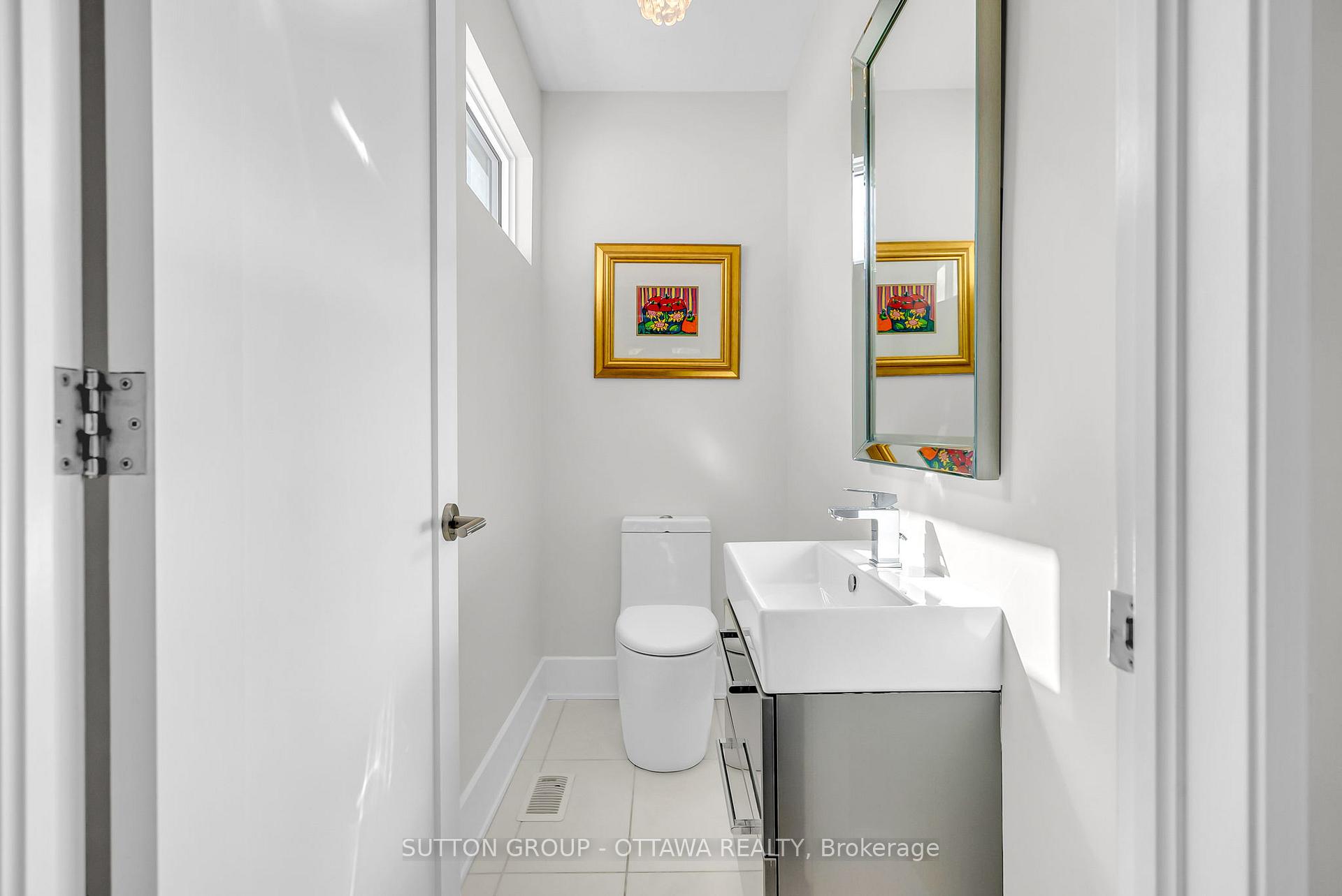 Photo 22 of 333 Summit Avenue W, Ottawa, Alta Vista/Faircrest Heights — HOMEH