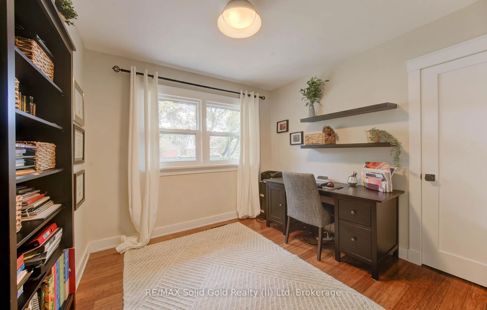 Photo 11 of 50 Edinburgh Road, Kitchener — HOMEH