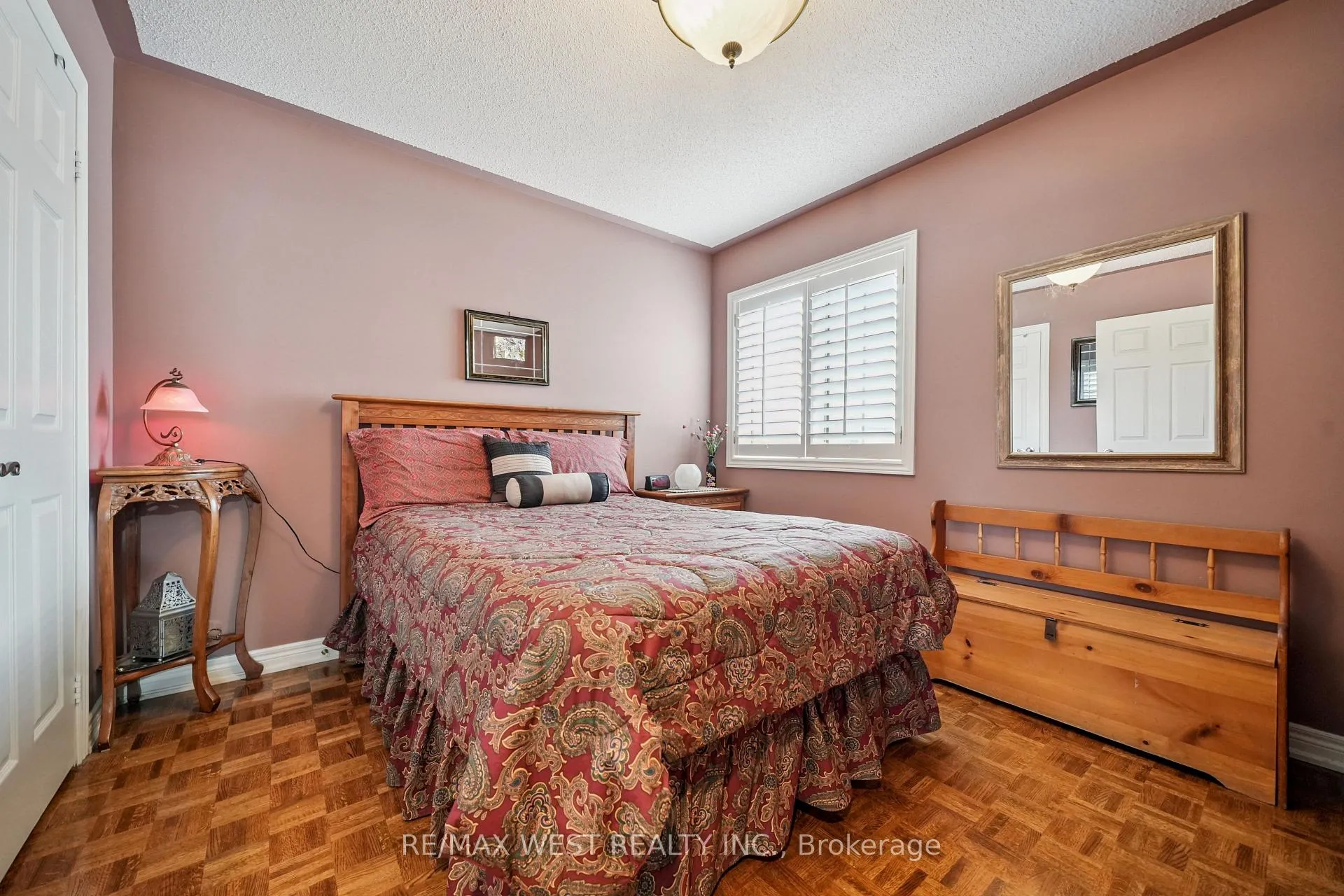 Photo 10 of 65 Kingly Crest Way, Vaughan, Sonoma Heights — HOMEH