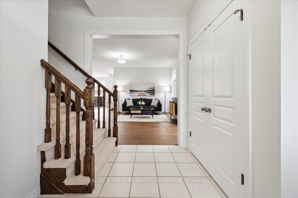 Photo 6 of 528 Wasaga Crescent, Waterloo — HOMEH