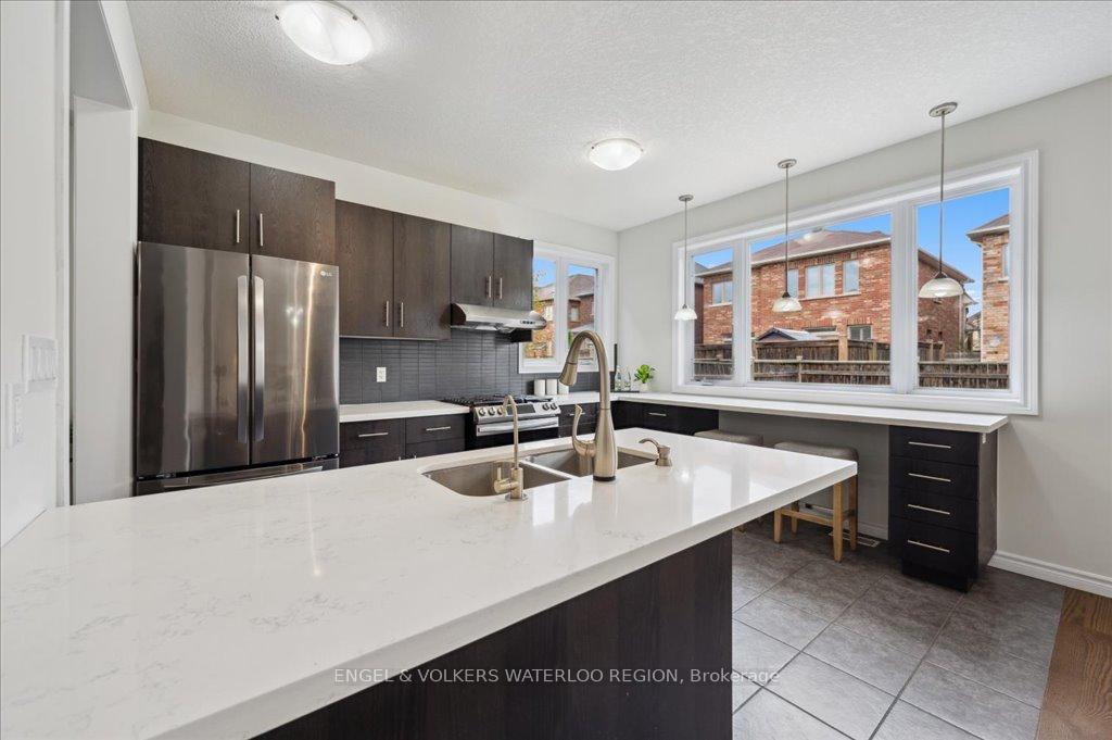 Photo 19 of 528 Wasaga Crescent, Waterloo — HOMEH