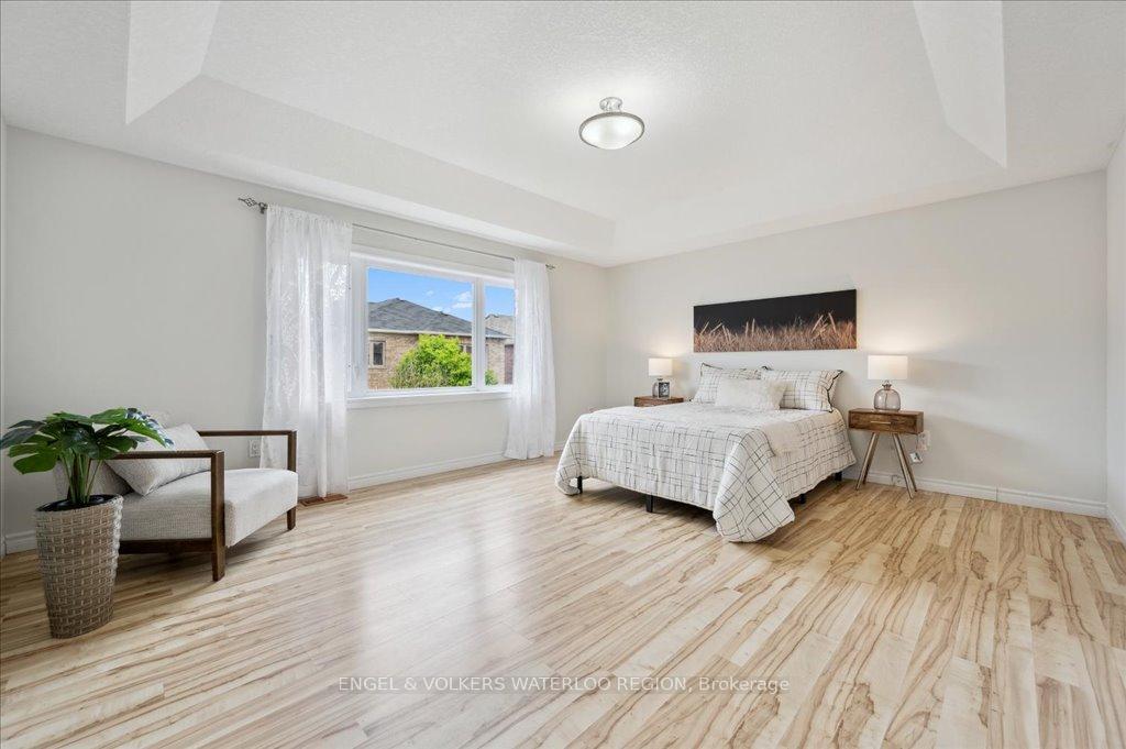 Photo 31 of 528 Wasaga Crescent, Waterloo — HOMEH