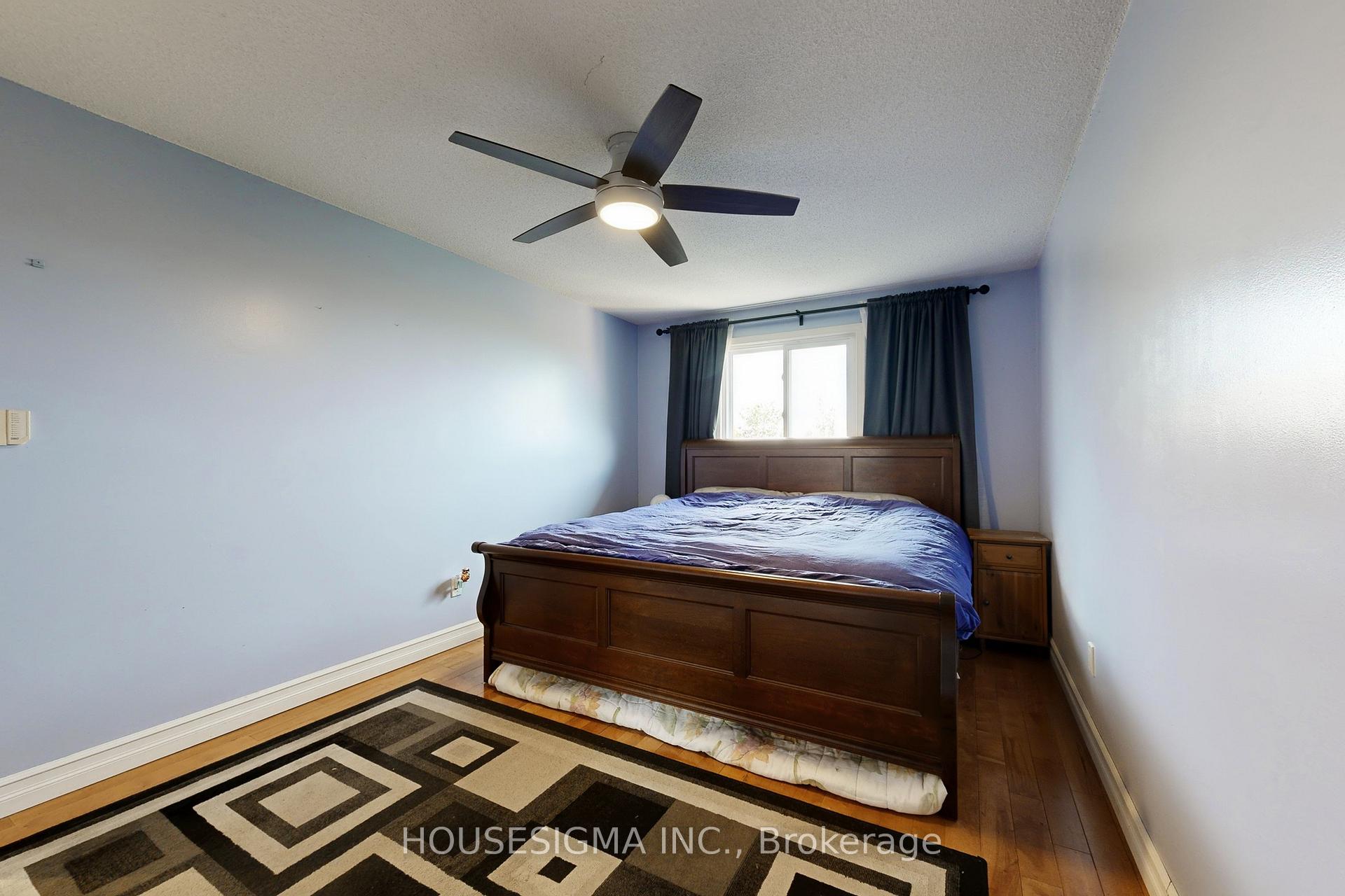 Photo 18 of 54 Oakmount Crescent, Vaughan, Glen Shields — HOMEH