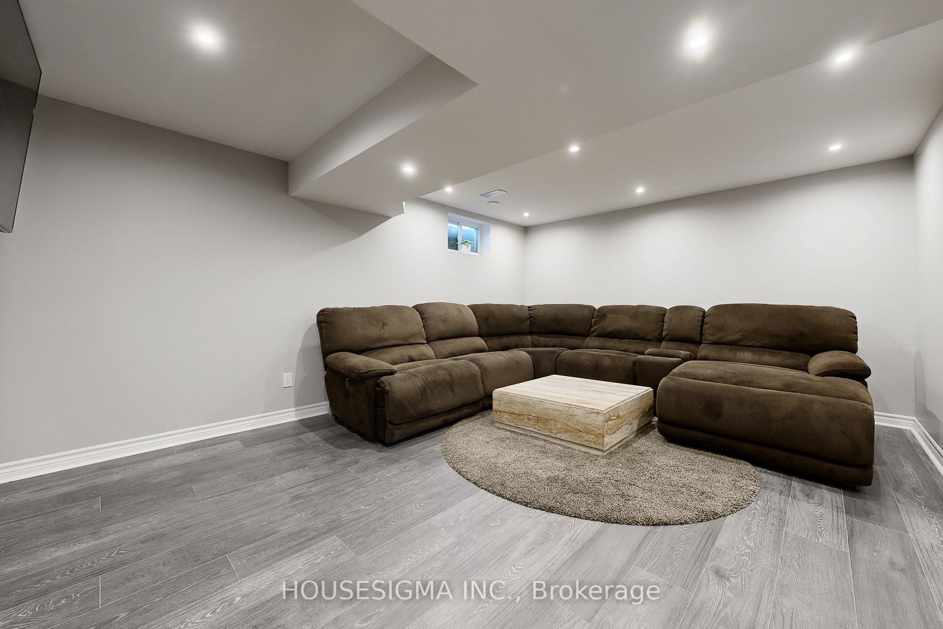 Photo 26 of 54 Oakmount Crescent, Vaughan, Glen Shields — HOMEH