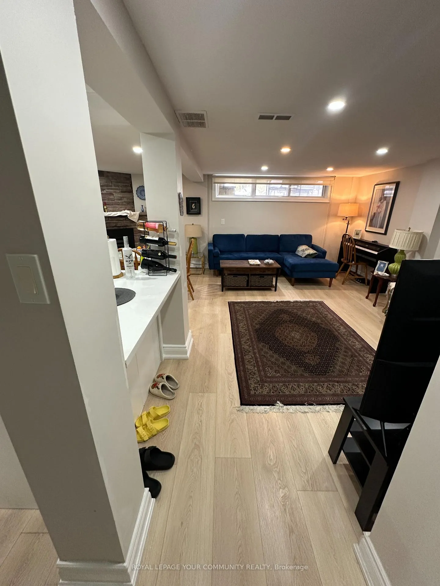 Photo 5 of 100 Richardson Dr, Aurora, Aurora Highlands — HOMEH