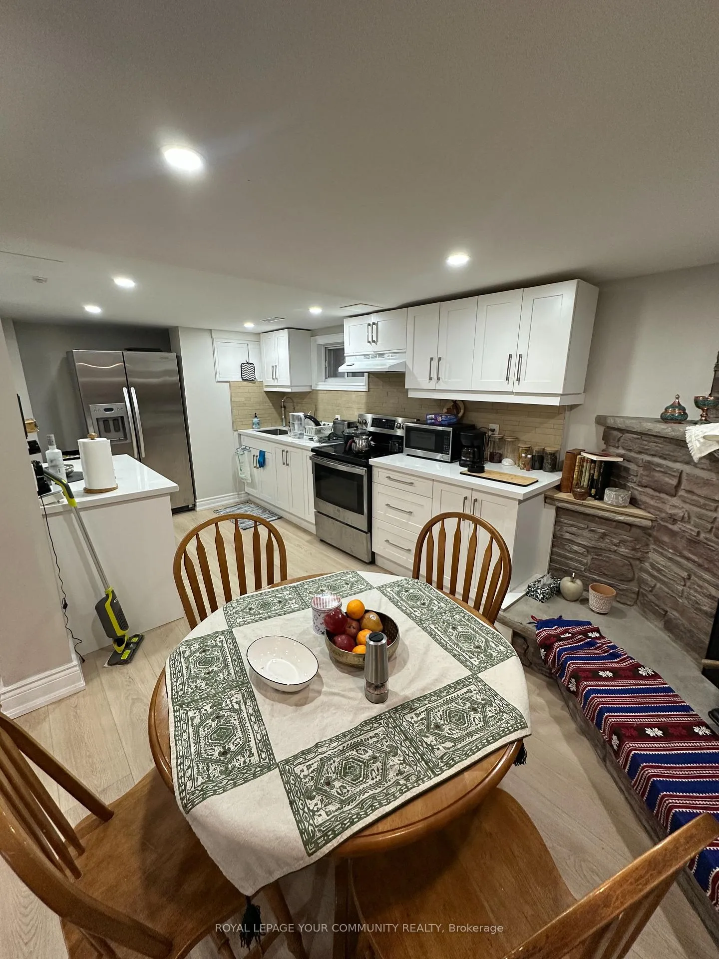 Photo 12 of 100 Richardson Dr, Aurora, Aurora Highlands — HOMEH
