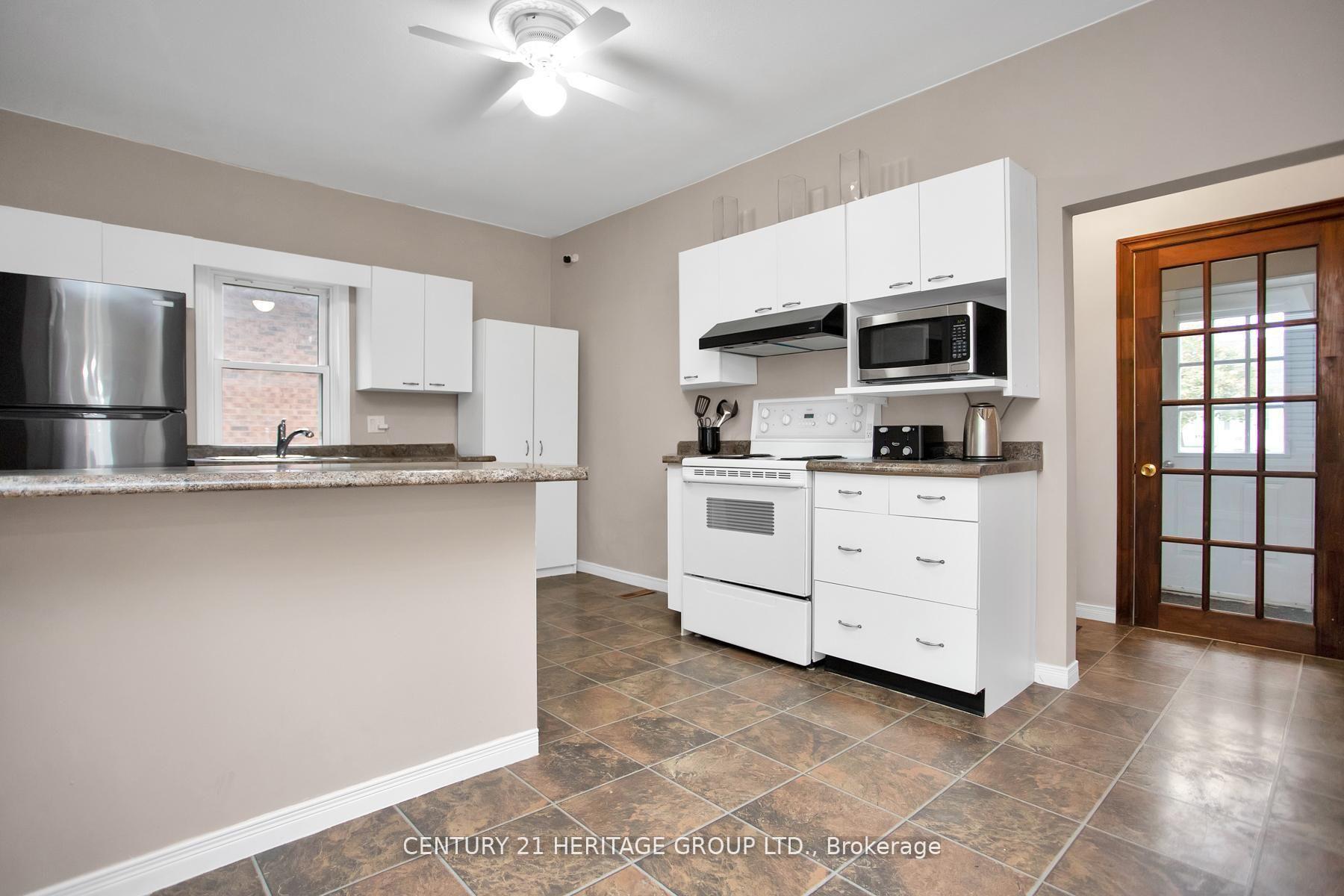 Photo 12 of 279 Graham Road, West Elgin, West Lorne — HOMEH