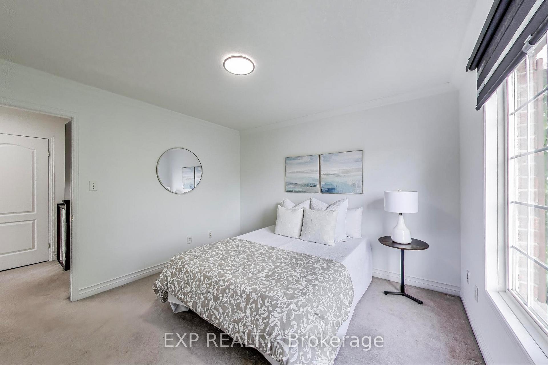 Photo 29 of 570 New Bedford Drive, Waterloo — HOMEH