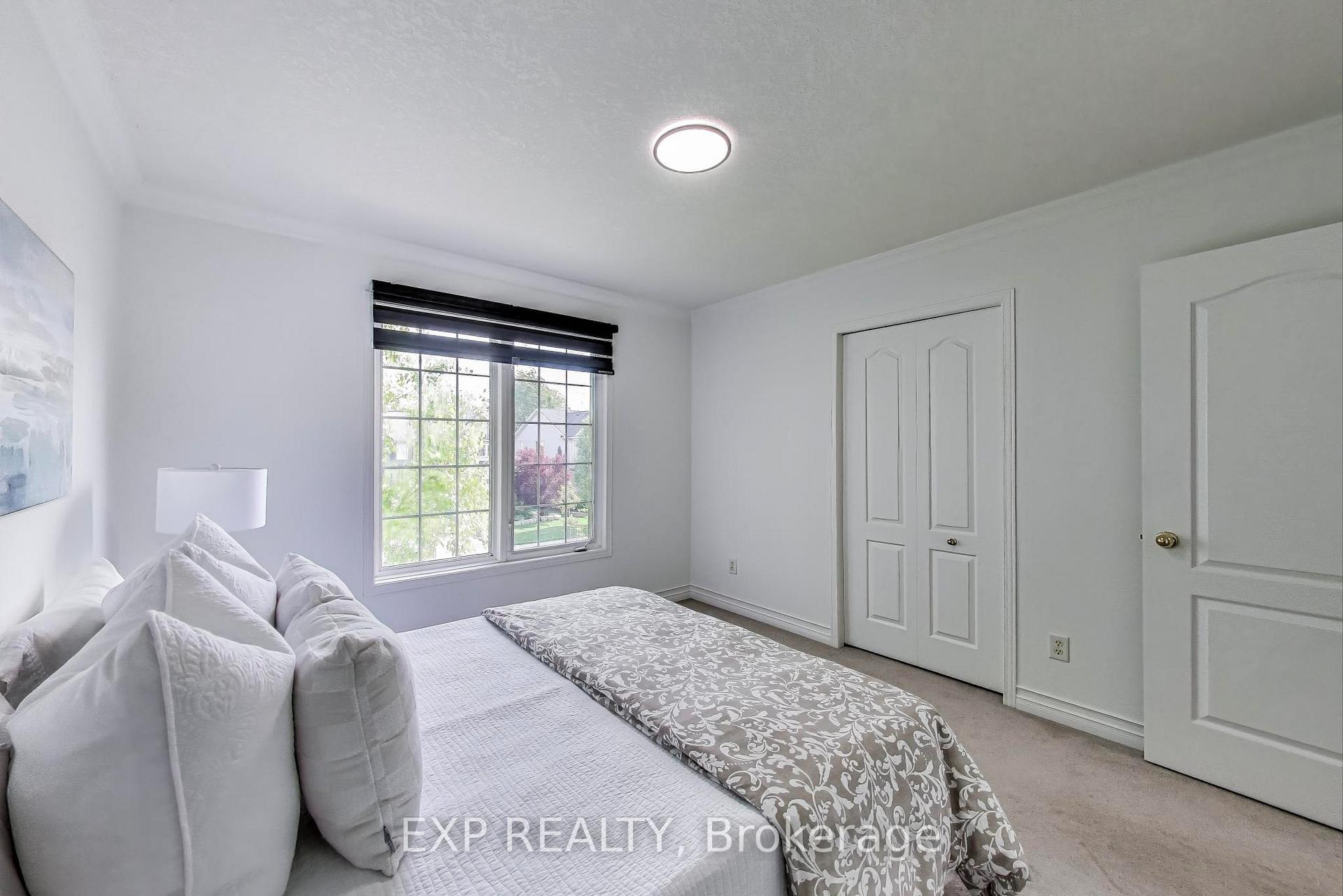 Photo 30 of 570 New Bedford Drive, Waterloo — HOMEH