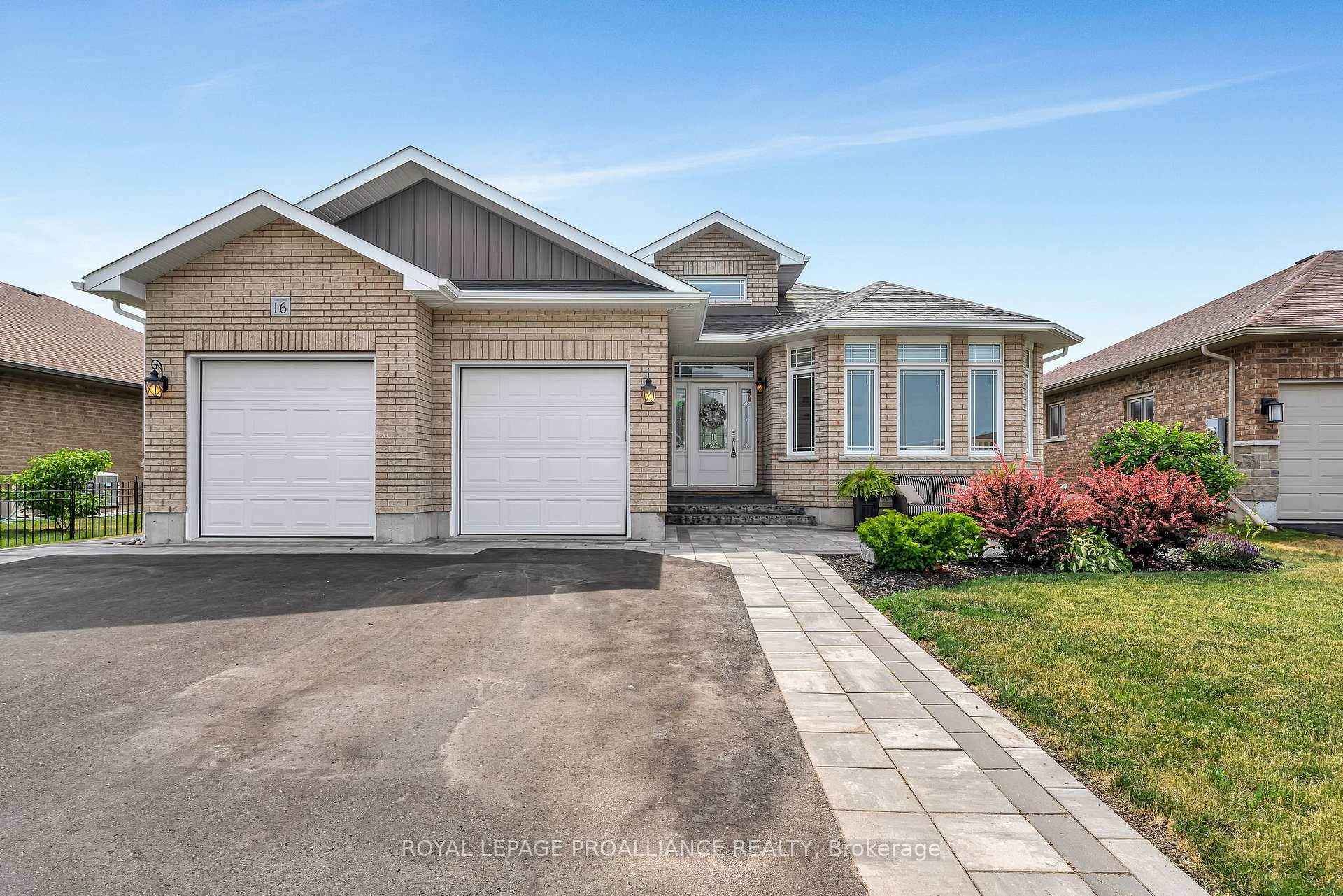 Photo 1 of 16 Hummingbird Drive, Belleville, Thurlow Ward — HOMEH