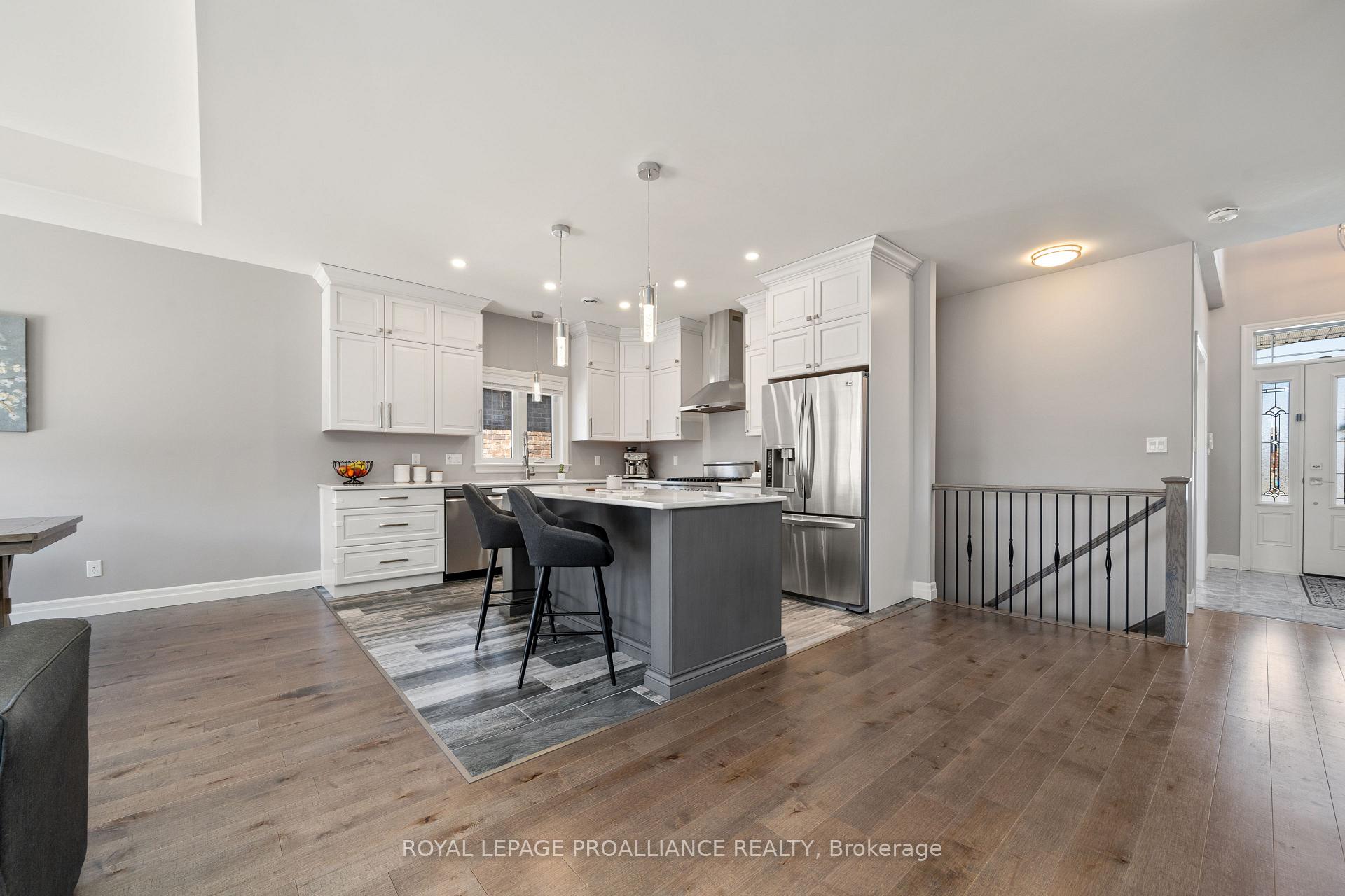 Photo 5 of 16 Hummingbird Drive, Belleville, Thurlow Ward — HOMEH