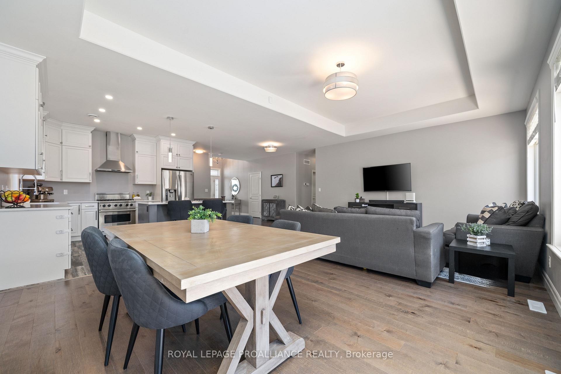 Photo 20 of 16 Hummingbird Drive, Belleville, Thurlow Ward — HOMEH