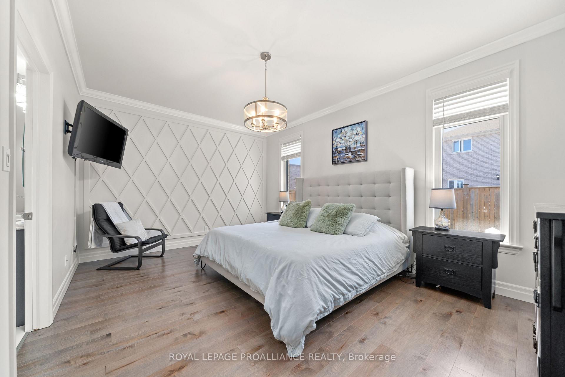 Photo 18 of 16 Hummingbird Drive, Belleville, Thurlow Ward — HOMEH